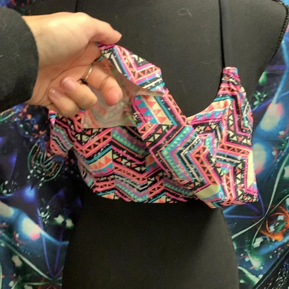 Designer Trendy Tribal Print bikini Top Size ONE SIZE - 2 Thumbnail