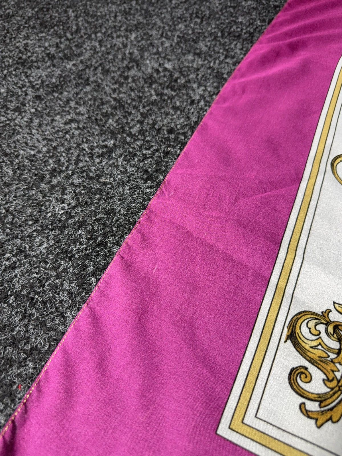 Vintage Maryan Mehlhorn Baroque Silk Scarf Pink Gold Print Size ONE SIZE - 6 Thumbnail