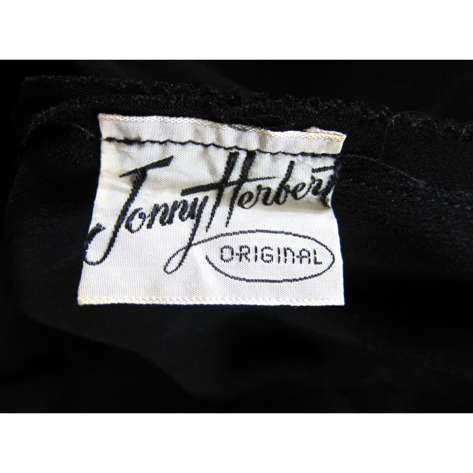 Vintage VINTAGE Jonny Herbert Dress Black Sheath XS Short Sleeve Bow Jonny Herbert Dress Black Short Sleeve Bow XS Vintage 1960s Women Size 26" / US 2 / IT 38 - 3 Thumbnail