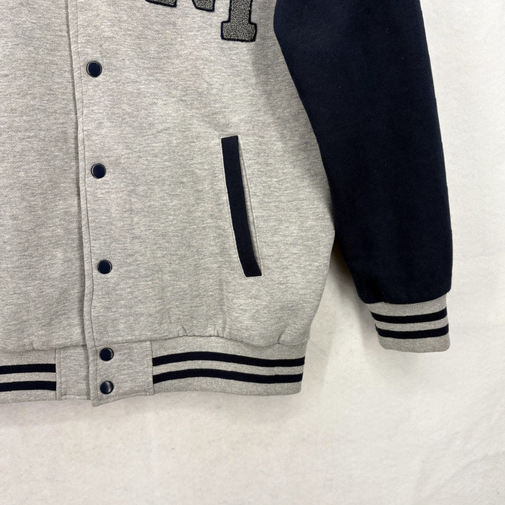 Vintage Torkia Jacket NY Patch Varsity NY New York Mens Large Gray Navy Varsity Letterman Jacket Size US L / EU 52-54 / 3 - 3 Thumbnail