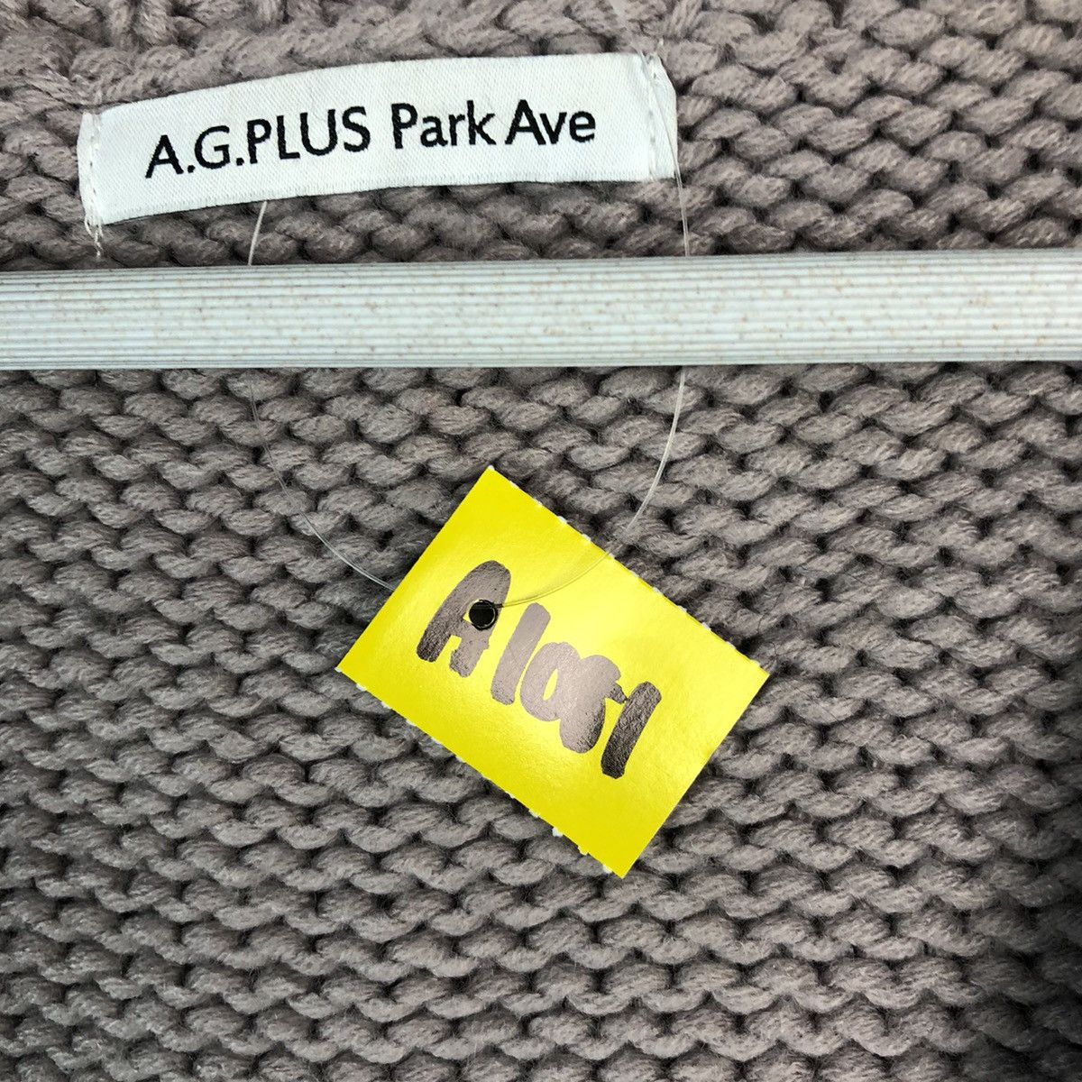 Aran Isles Knitwear A.G. Plus Park Ave Purple Cardigan cable Knitwear #A1081 Size L / US 10 / IT 46 - 9 Thumbnail