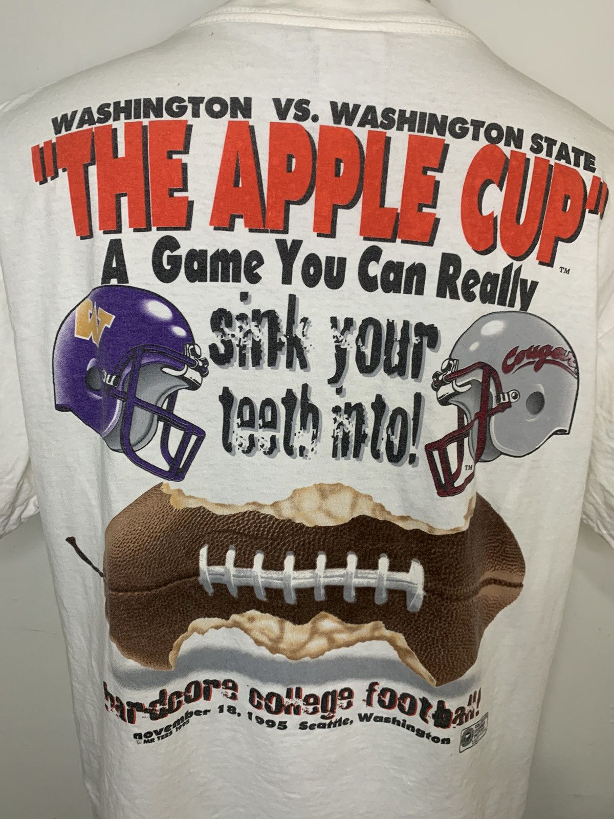 NCAA Vintage 1995 Apple Cup Washington state tshirt Size US XL / EU 56 / 4 - 6 Thumbnail
