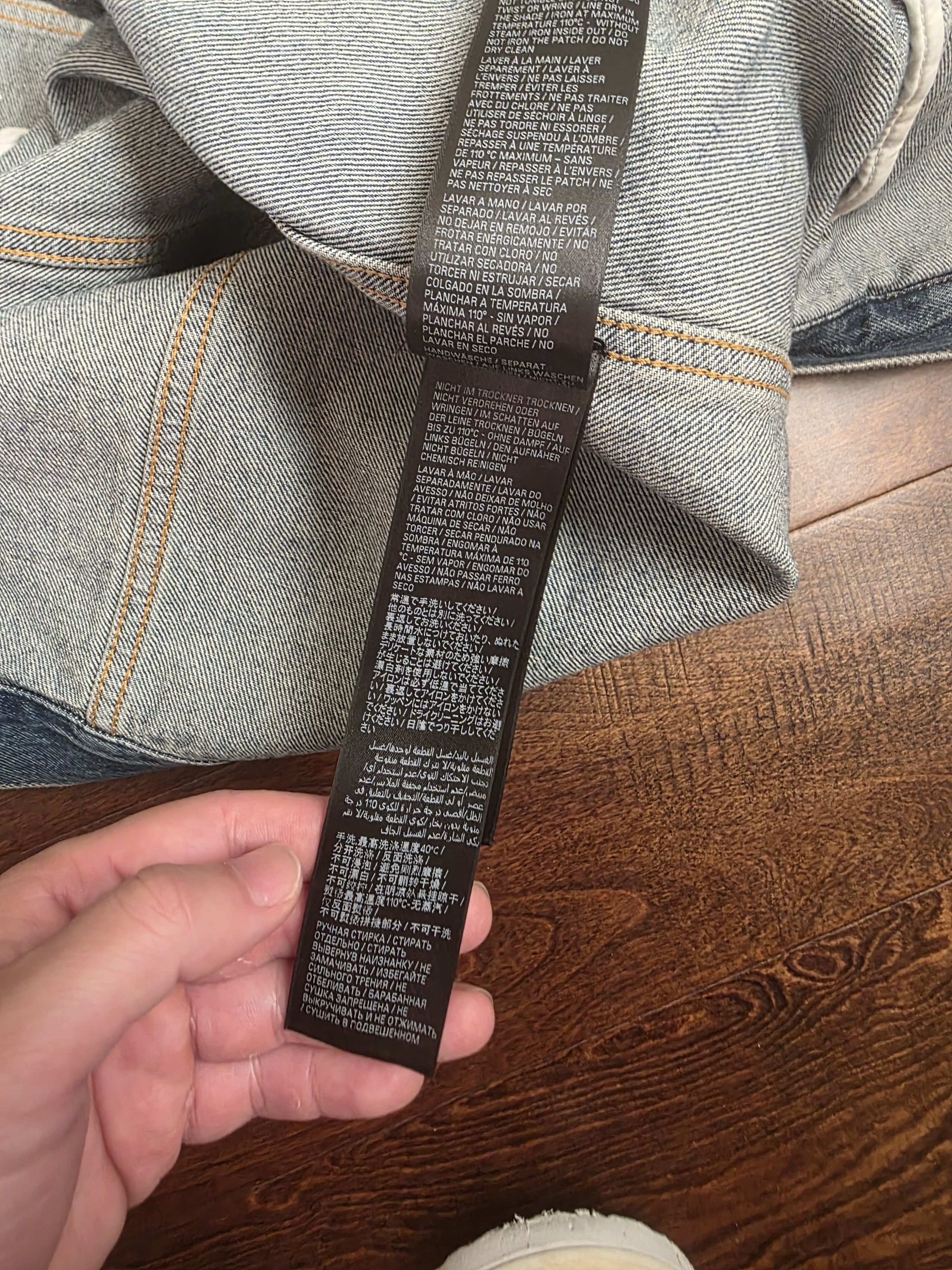 Balenciaga Balenciaga Tape Campaign Logo Denim Jean Jacket Sun Faded Size US M / EU 48-50 / 2 - 7 Thumbnail