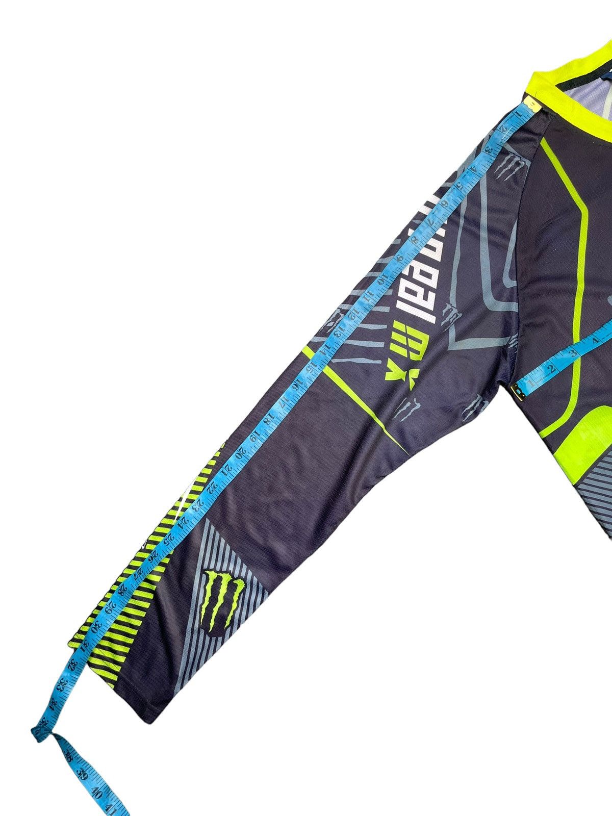 O'Neill Oneal MX Monster Energy Jersey Size US L / EU 52-54 / 3 - 10 Thumbnail