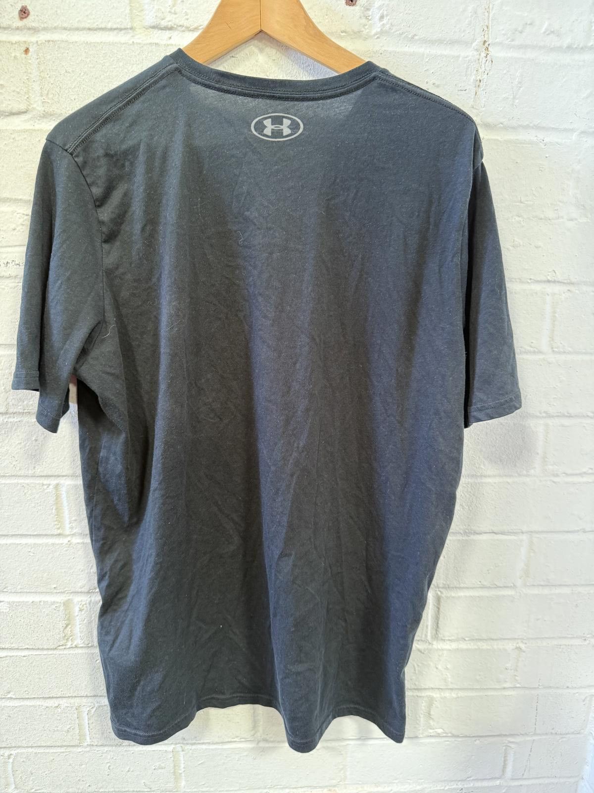 Under Armour Under Armour Men's Graphic T-Shirt - Stylish Activewear Size US L / EU 52-54 / 3 - 3 Thumbnail