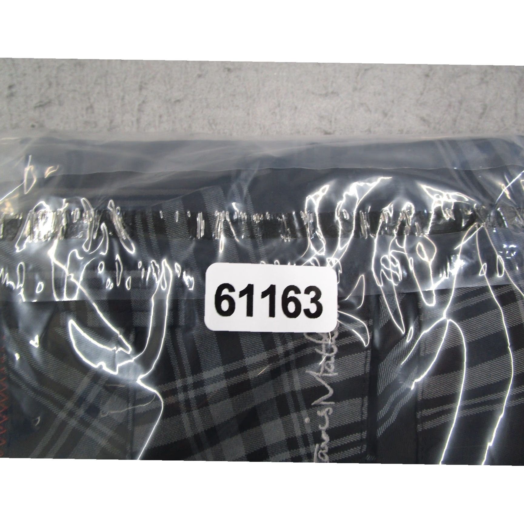 TravisMathew TravisMathew Mens Plaid Golf Shorts Black Grey Size 34 Polyester Rayon Blend Size US 34 / EU 50 - 7 Thumbnail