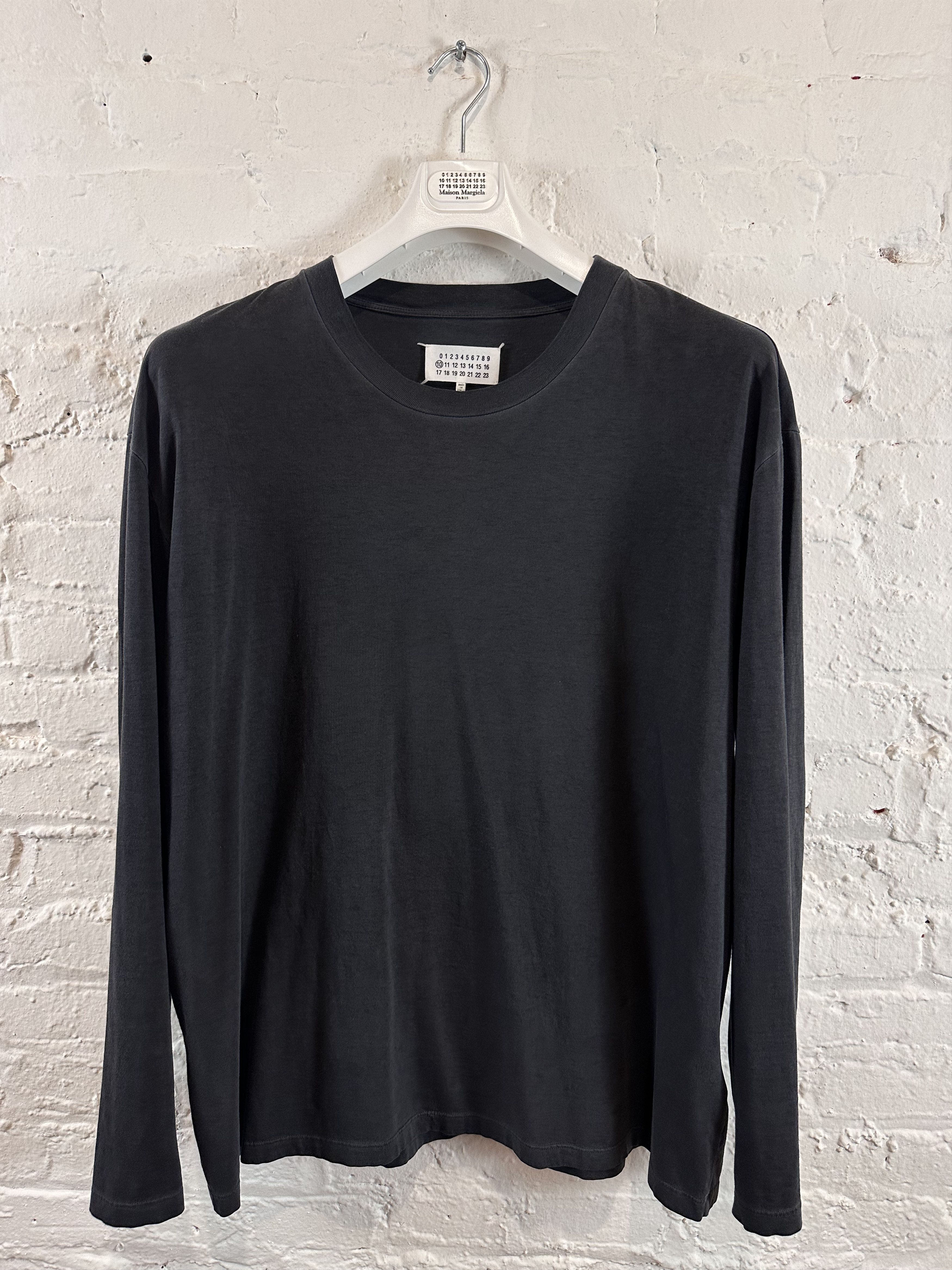 image of Maison Margiela Washed Long-Sleeve T-Shirt Black, Men's (Size Medium)