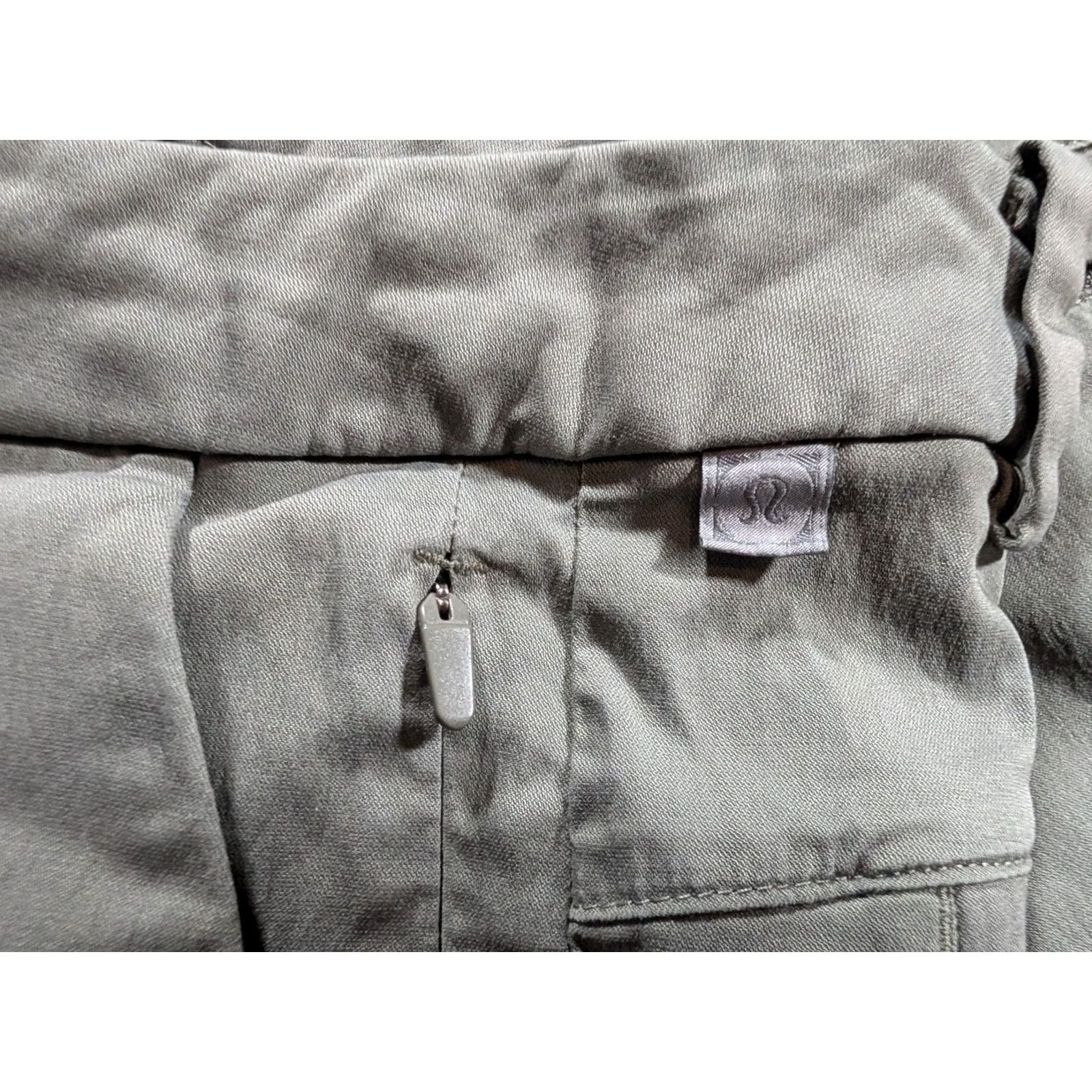 Lululemon Lululemon Mens Commission Classic-Fit Short 8" Warpstreme Size 34 Sage Green Warpstreme White in Sage Green 34 Mens Classic-Fit Short 34 Green Size US 34 / EU 50 - 6 Thumbnail