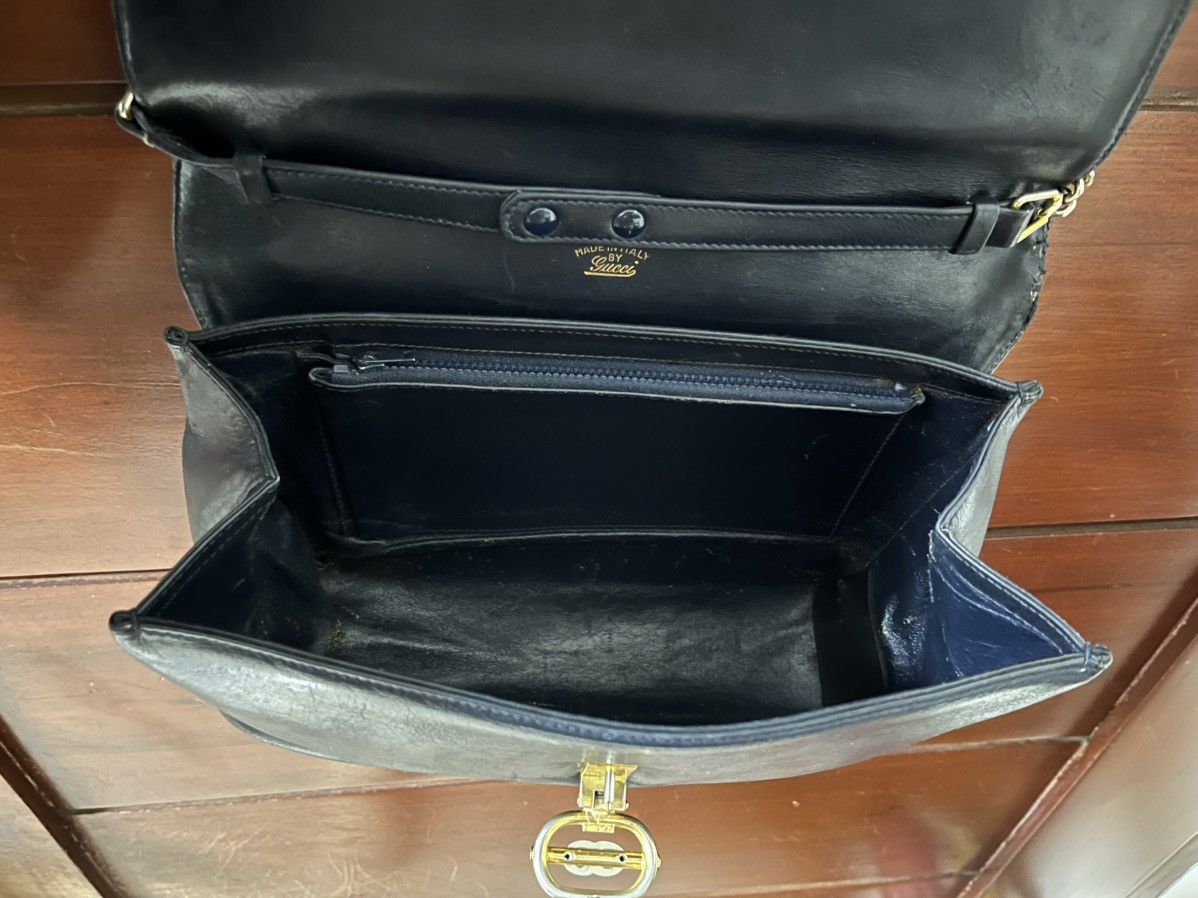 Gucci RARE Vintage Gucci made in italy blue leather shoulder bag Size ONE SIZE - 10 Thumbnail