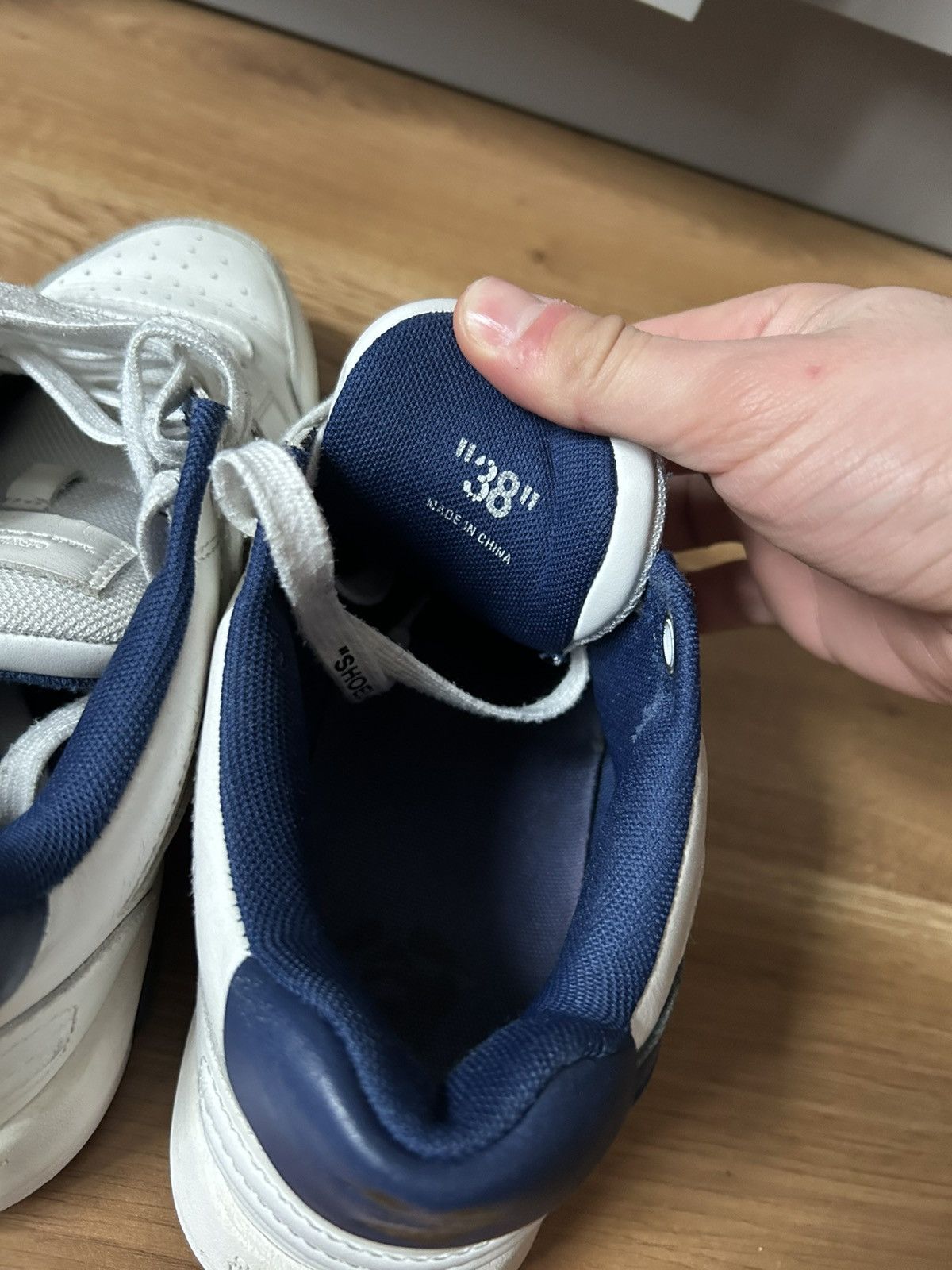 Off-White off white Size US 5.5 / EU 38 - 5 Thumbnail