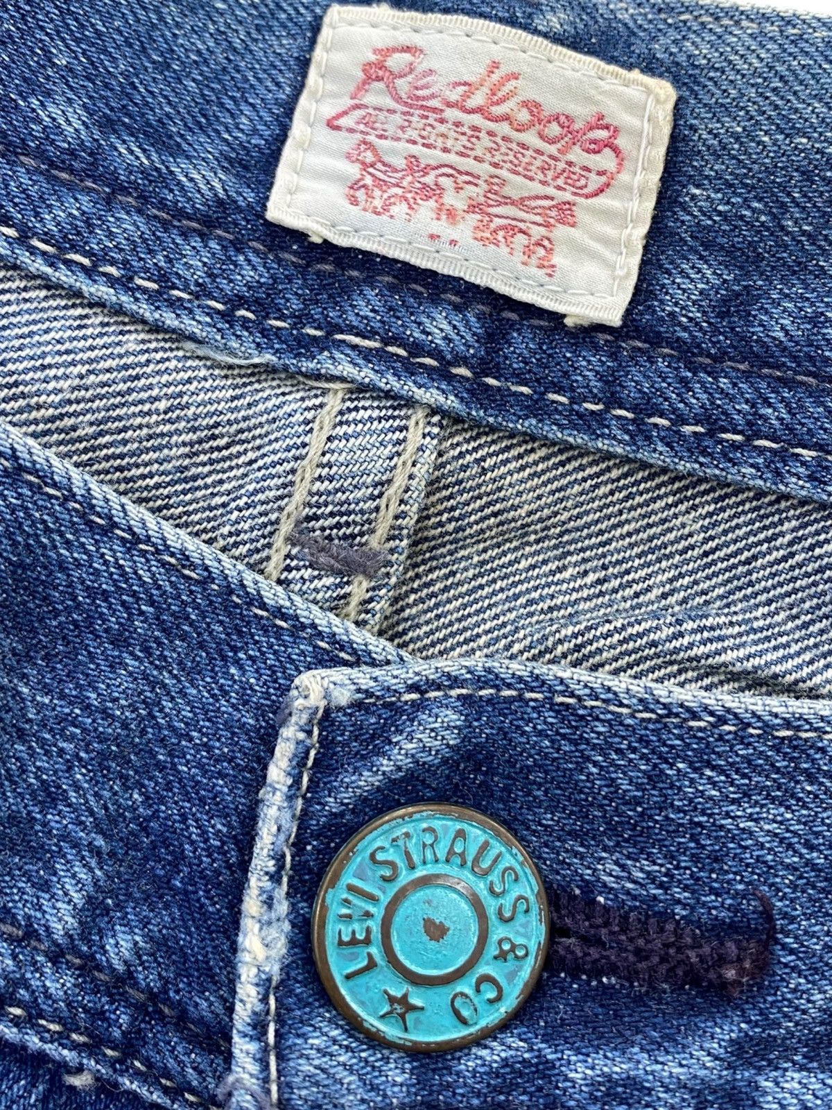 Levi's Levi’s Faded Wash Style Straight Cut Jeans Size US 28 / EU 44 - 10 Thumbnail