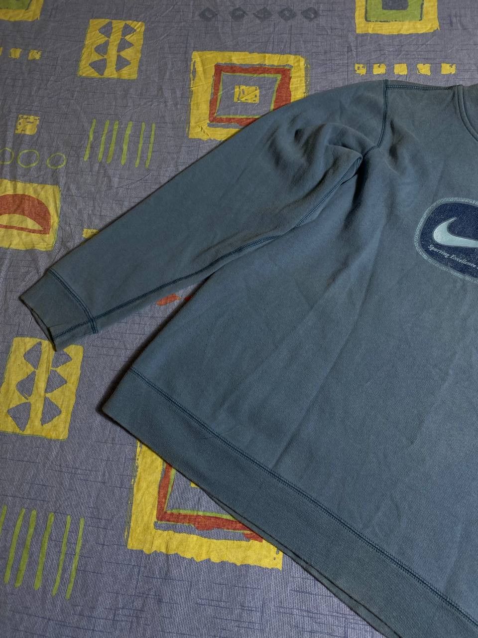 Nike Vintage Nike Sweatshirt big logo Size US S / EU 44-46 / 1 - 2 Thumbnail