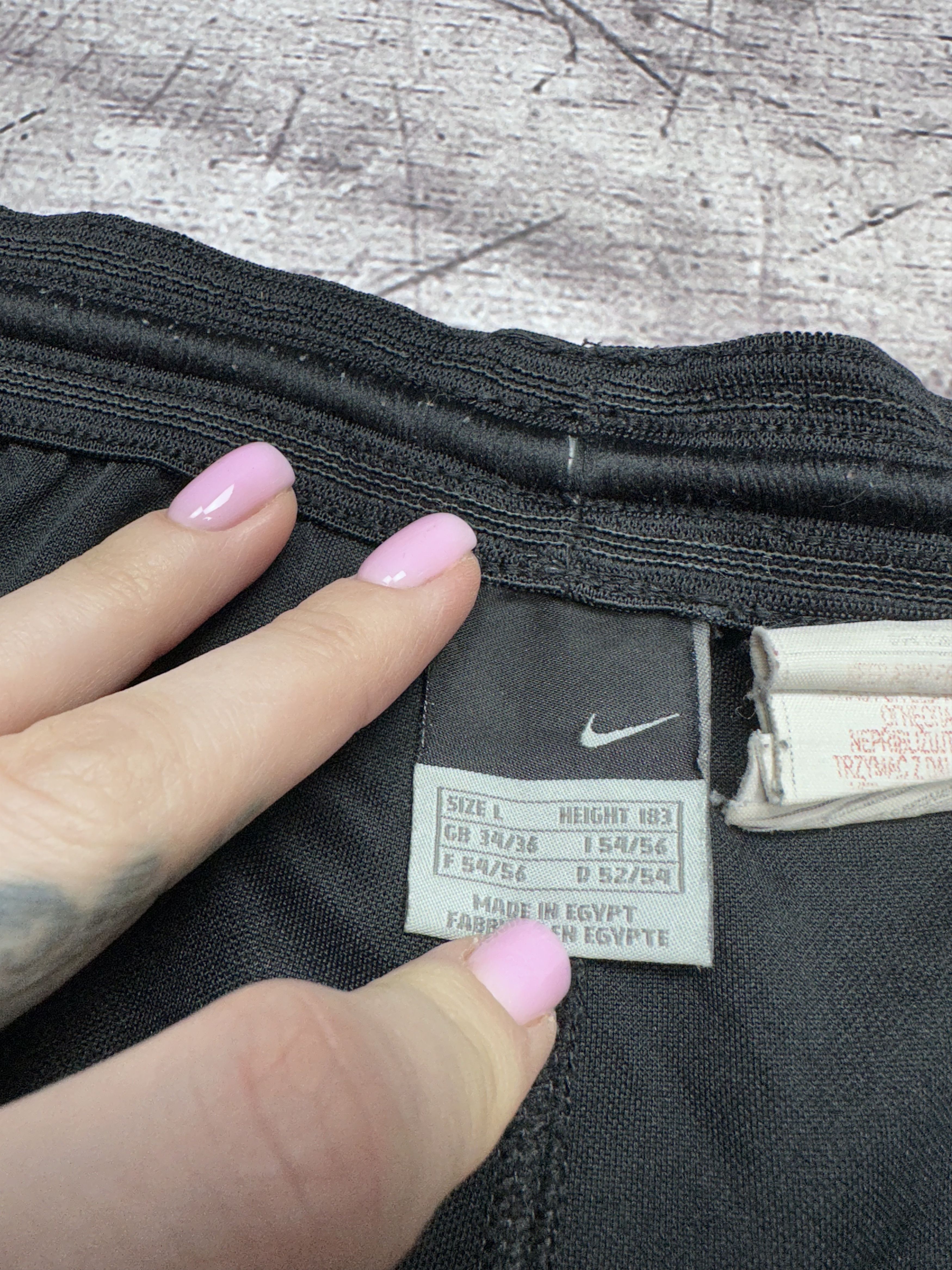 Nike Nike Dri Fit Vintage Mens Shorts Size US 34 / EU 50 - 6 Thumbnail