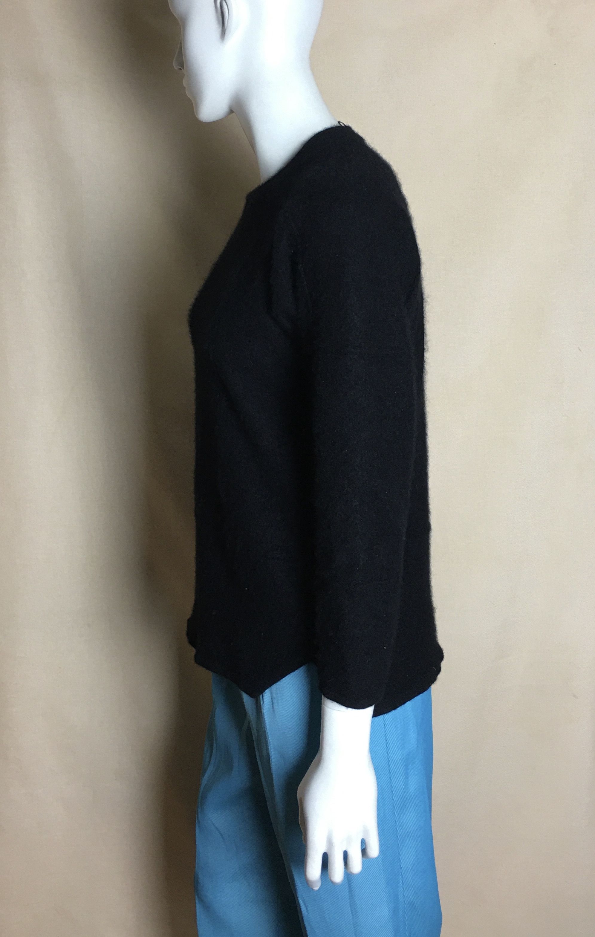 Helmut Lang Helmut Lang Cashmere Black Embroidered Sweater Size XS Size XS / US 0-2 / IT 36-38 - 4 Thumbnail