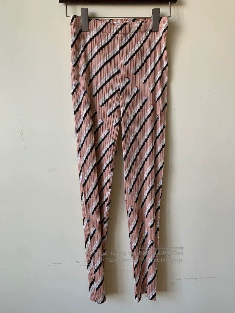 Issey Miyake Issey Miyake Pink Pants Size 25" / US 0 / IT 36 - 1 Thumbnail