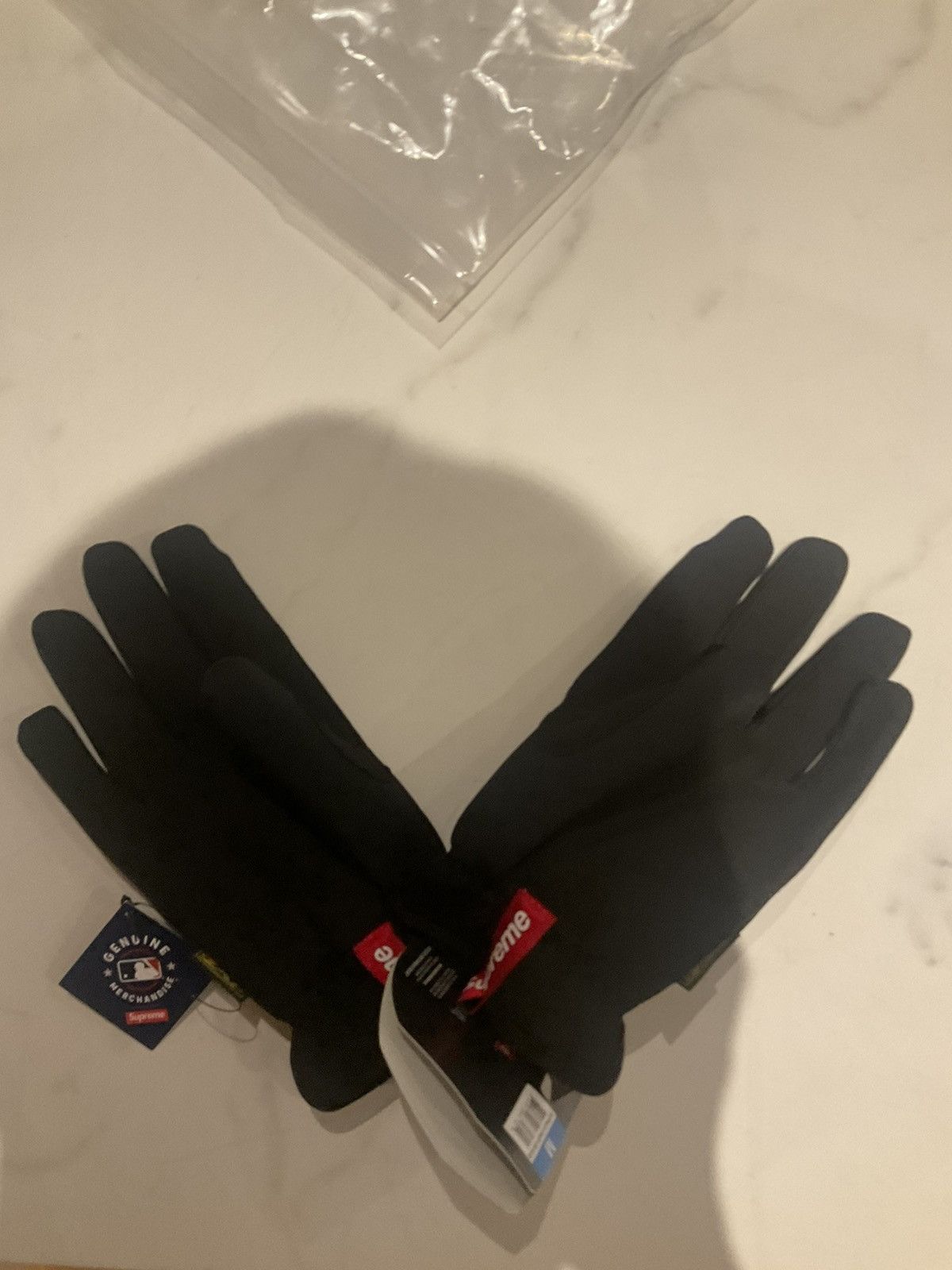 Supreme Supreme Mechanix Fastfit MLB Team Gloves Black Size 32 - 2 Thumbnail