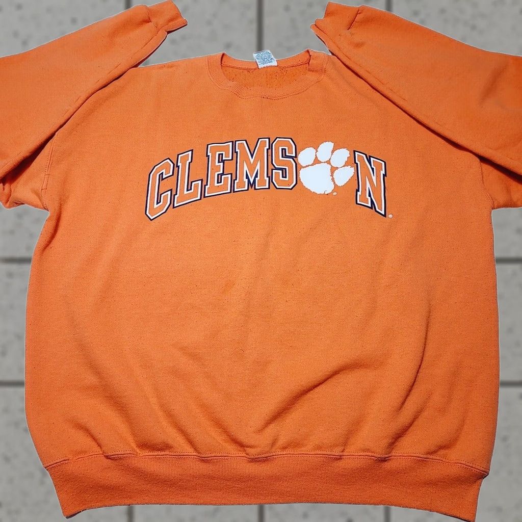 Champion VINTAGE Champion Clemson Tigers Sweatshirt Mens XL Orange Crew Neck Jersey Logo 90s Y2K NCAA Size US XL / EU 56 / 4 - 1 Thumbnail