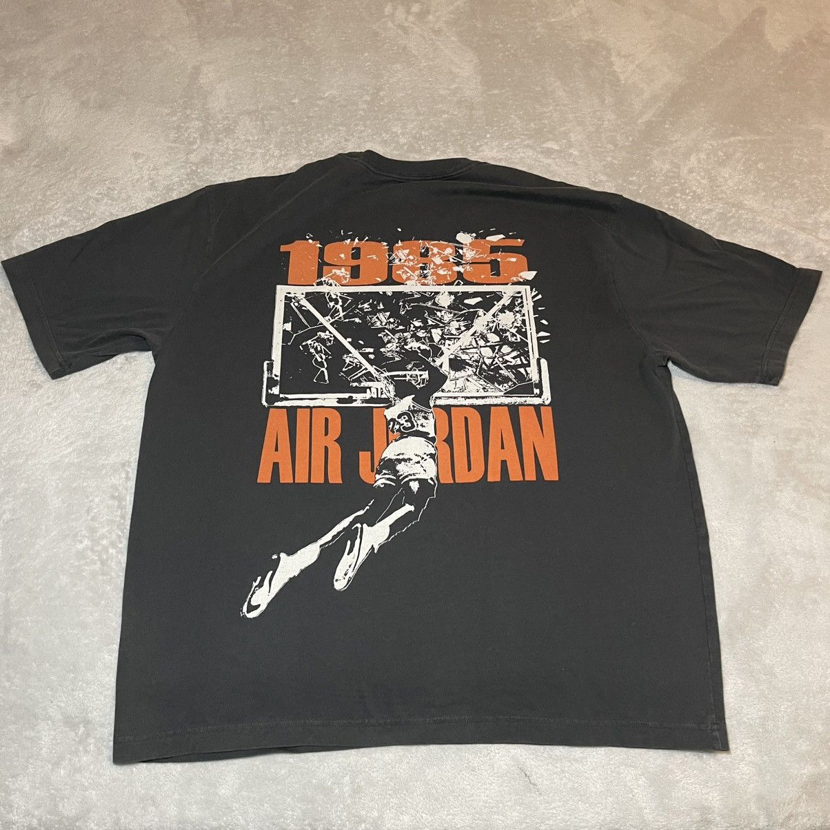 Jordan Brand Jordan Mens 1985 Shattered Backboard T-Shirt Black Large Tee Size US L / EU 52-54 / 3 - 3 Thumbnail