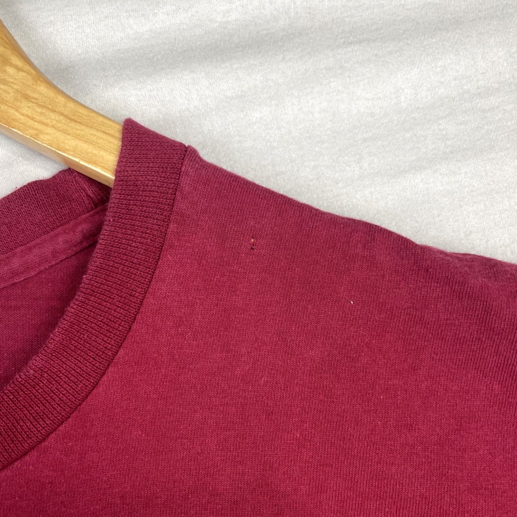 Nike VINTAGE Nike Shirt Mens XL Swoosh Logo Streetwear Adult Y2K Maroon Purple Logo Embroidered Short Sleeve Crew Neck T-Shirt Size US XL / EU 56 / 4 - 6 Thumbnail
