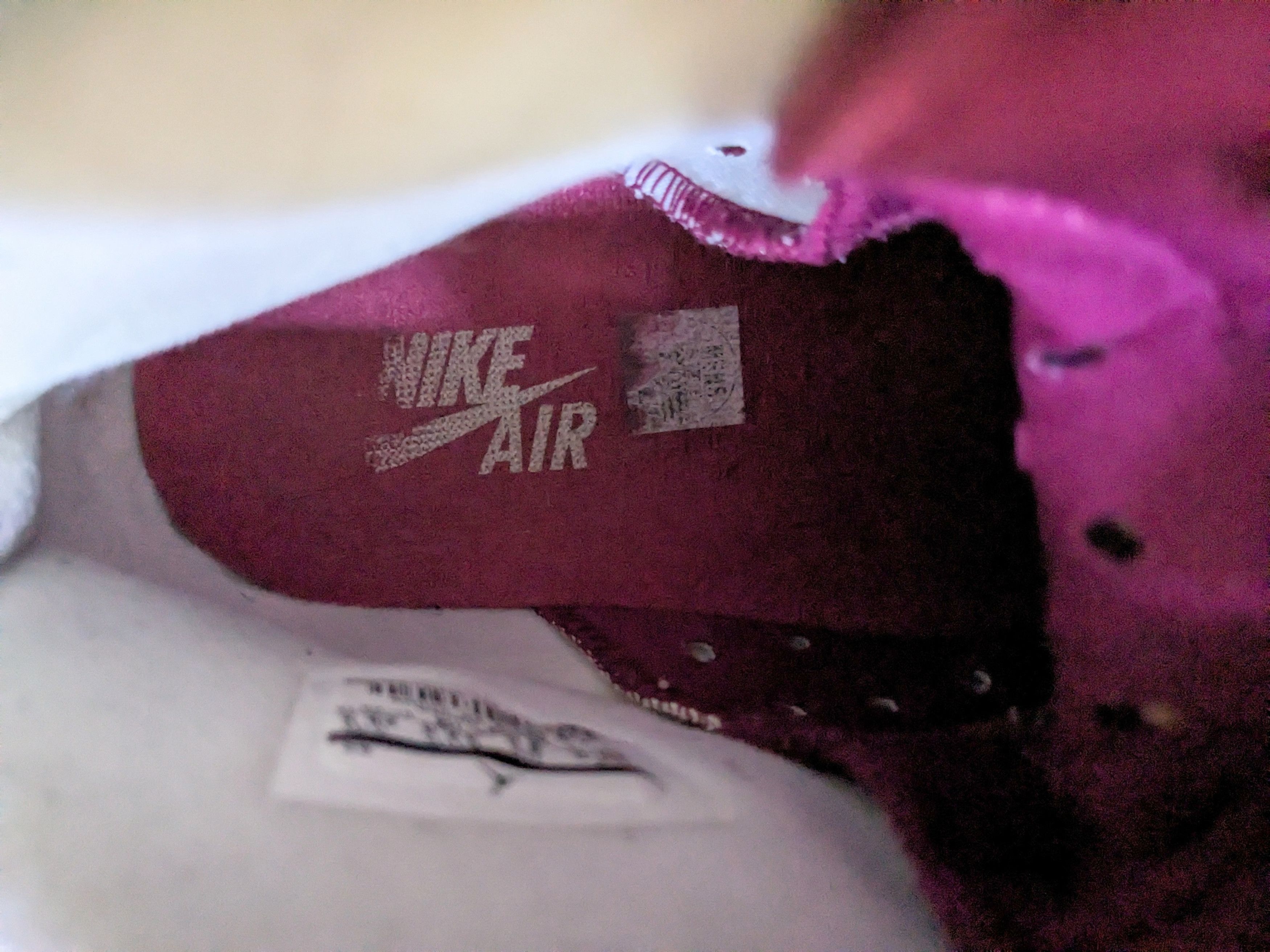Jordan Brand × Nike Nike Air Retro Jordan 6 Maroon Size 10.5 2015 384664-116 Size US 10.5 / EU 43-44 - 11 Thumbnail