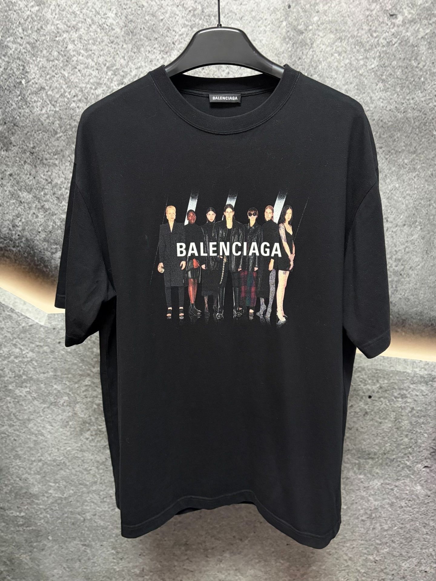 Balenciaga Balenciaga Band Portrait Short-Sleeve Tee Size US M / EU 48-50 / 2 - 1 Thumbnail