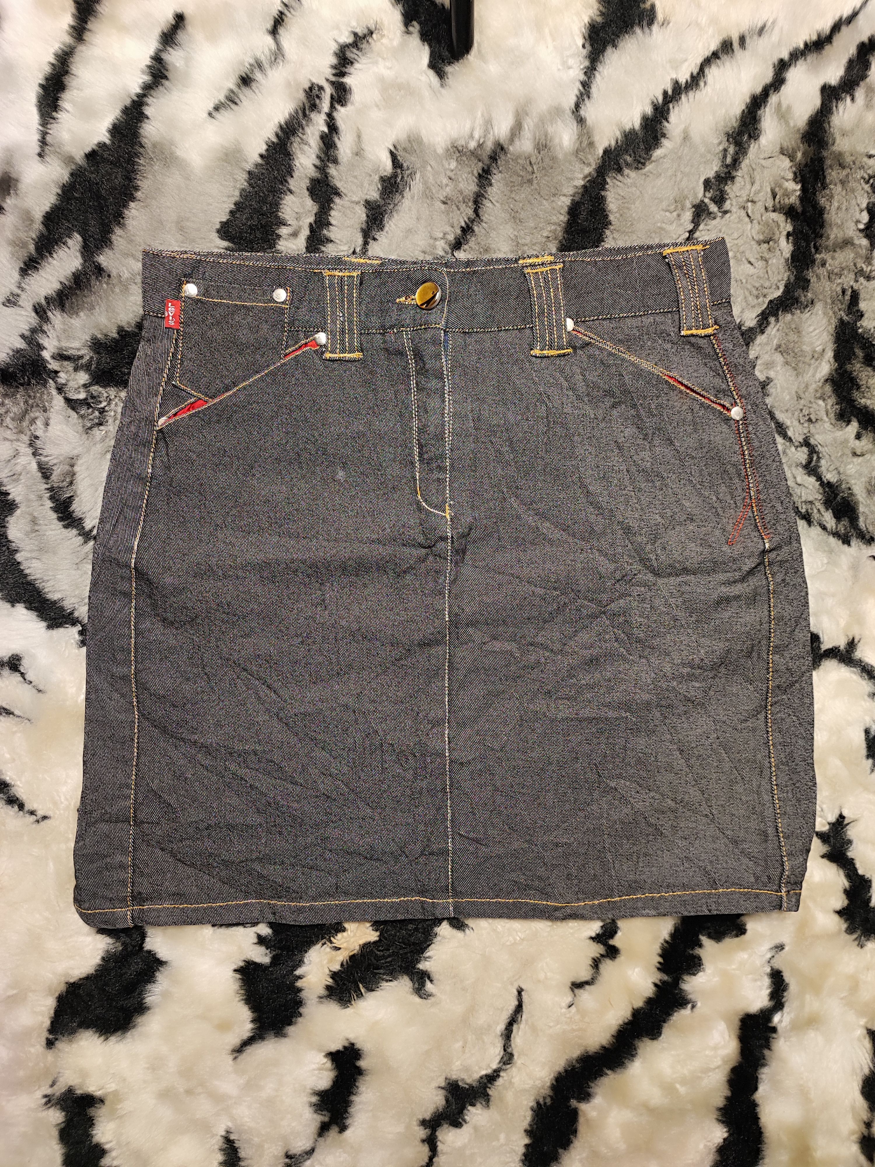 Levi's Archive 2000 Levi's Engineered Skirt Jeans 3D Twisted Seams Size 29" - 2 Thumbnail