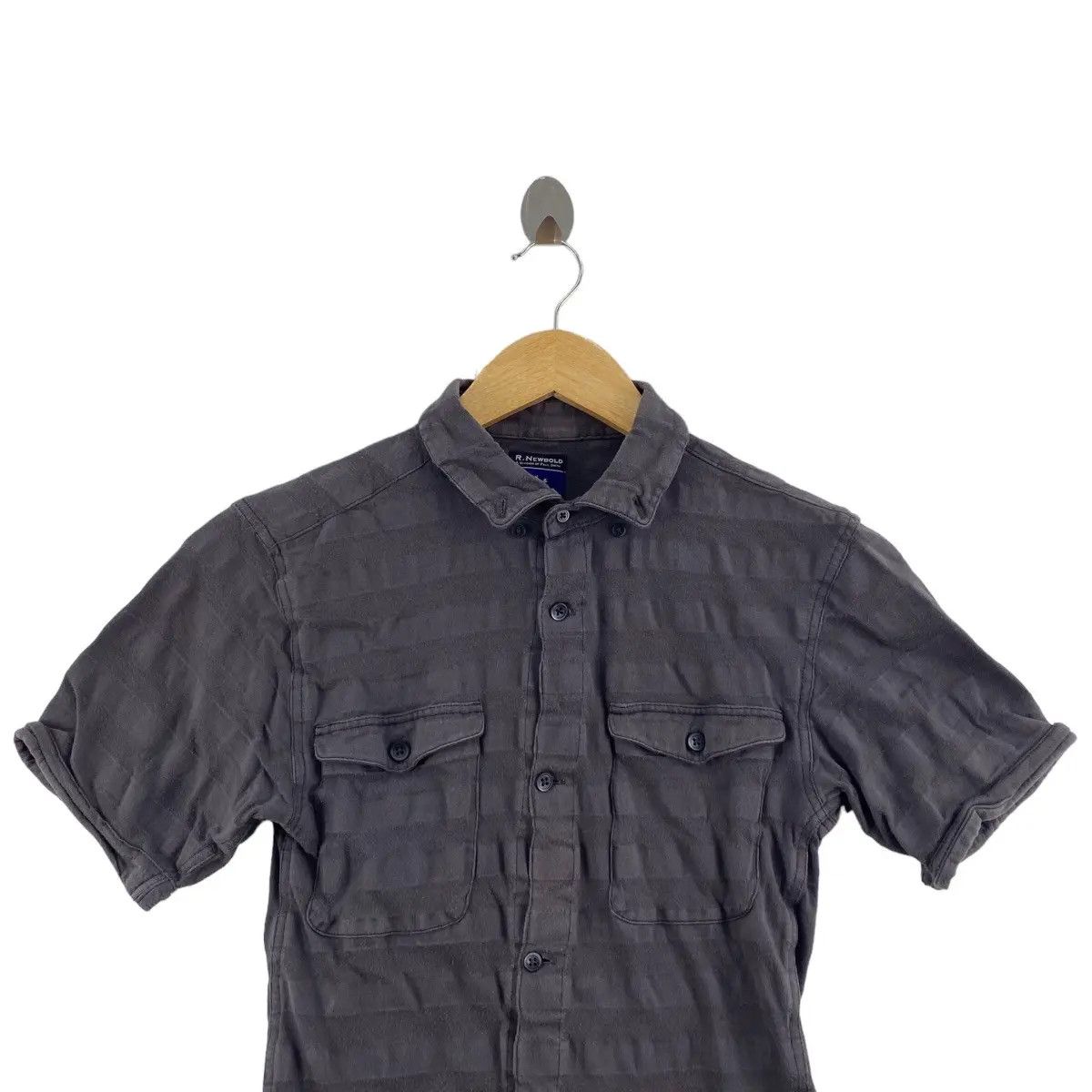 Paul Smith PAUL SMITH R. NEWBOLD Pleated Button Up Tee Shirt Top Casual Size M / US 6-8 / IT 42-44 - 3 Thumbnail