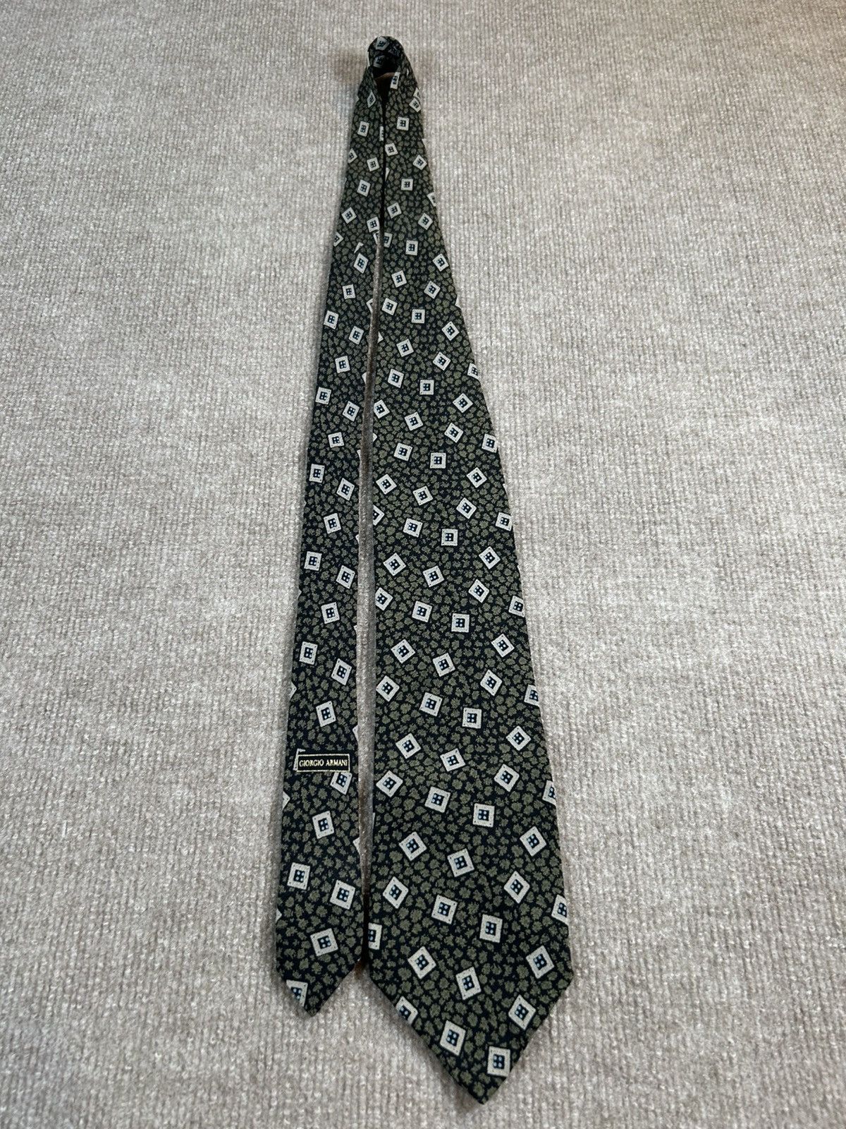 Giorgio Armani Giorgio Armani Cravatte Tie 100% Silk Italy Geometric 0098 Size ONE SIZE - 4 Thumbnail