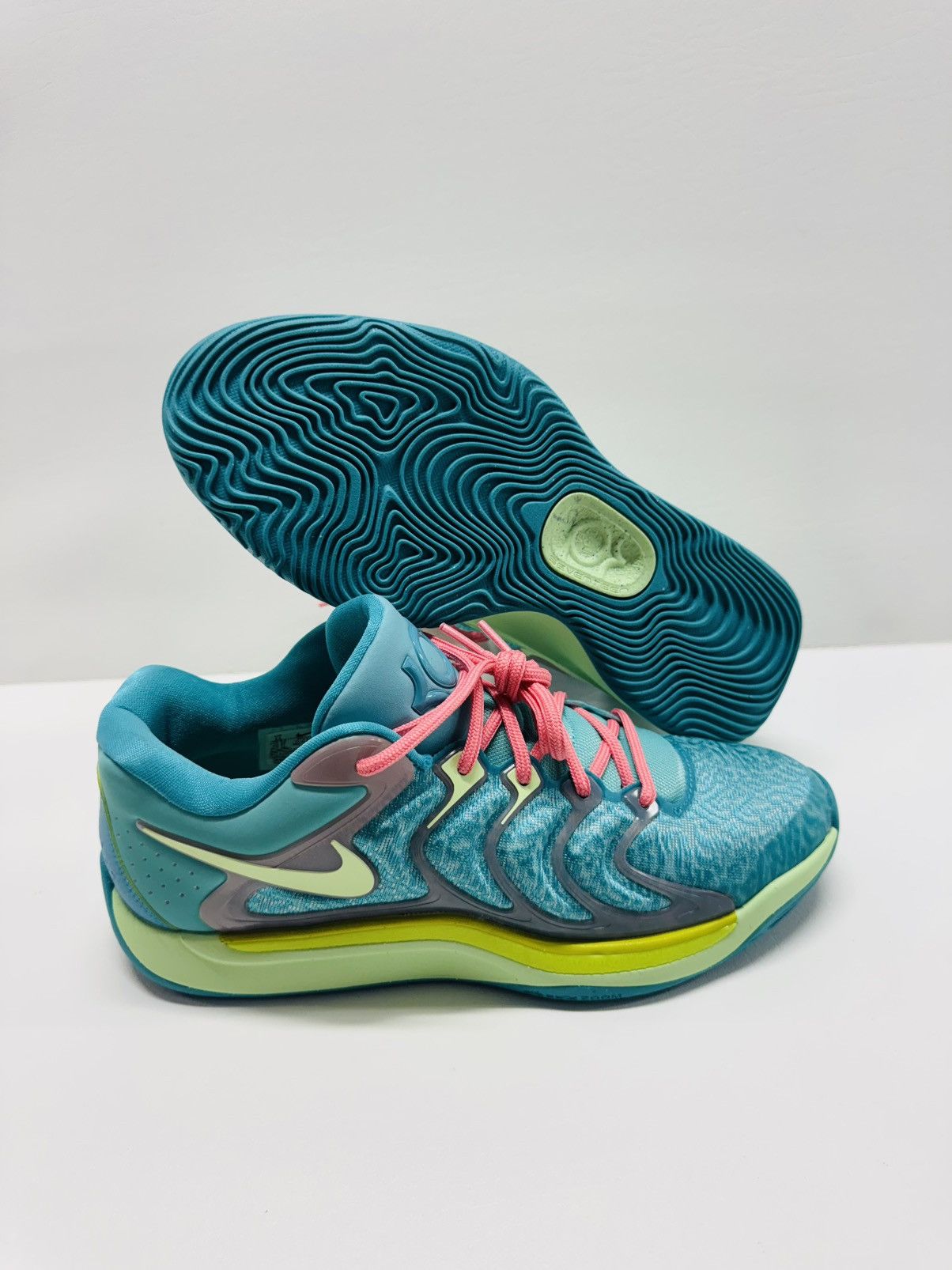 Nike Nike KD 17 “Jonquel Jones” Bahamas Size US 11 / IT 41 - 1 Thumbnail