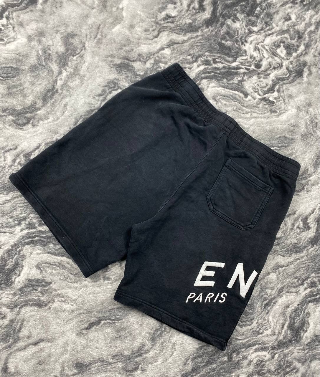 Givenchy Givenchy Shorts Big Logo Size US 36 / EU 52 - 10 Thumbnail