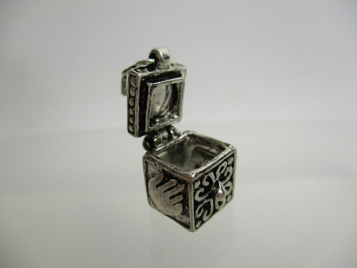 Vintage Vintage Sterling Silver 925 Pendant, Wish Box, Prayer Hinged Size ONE SIZE - 8 Thumbnail