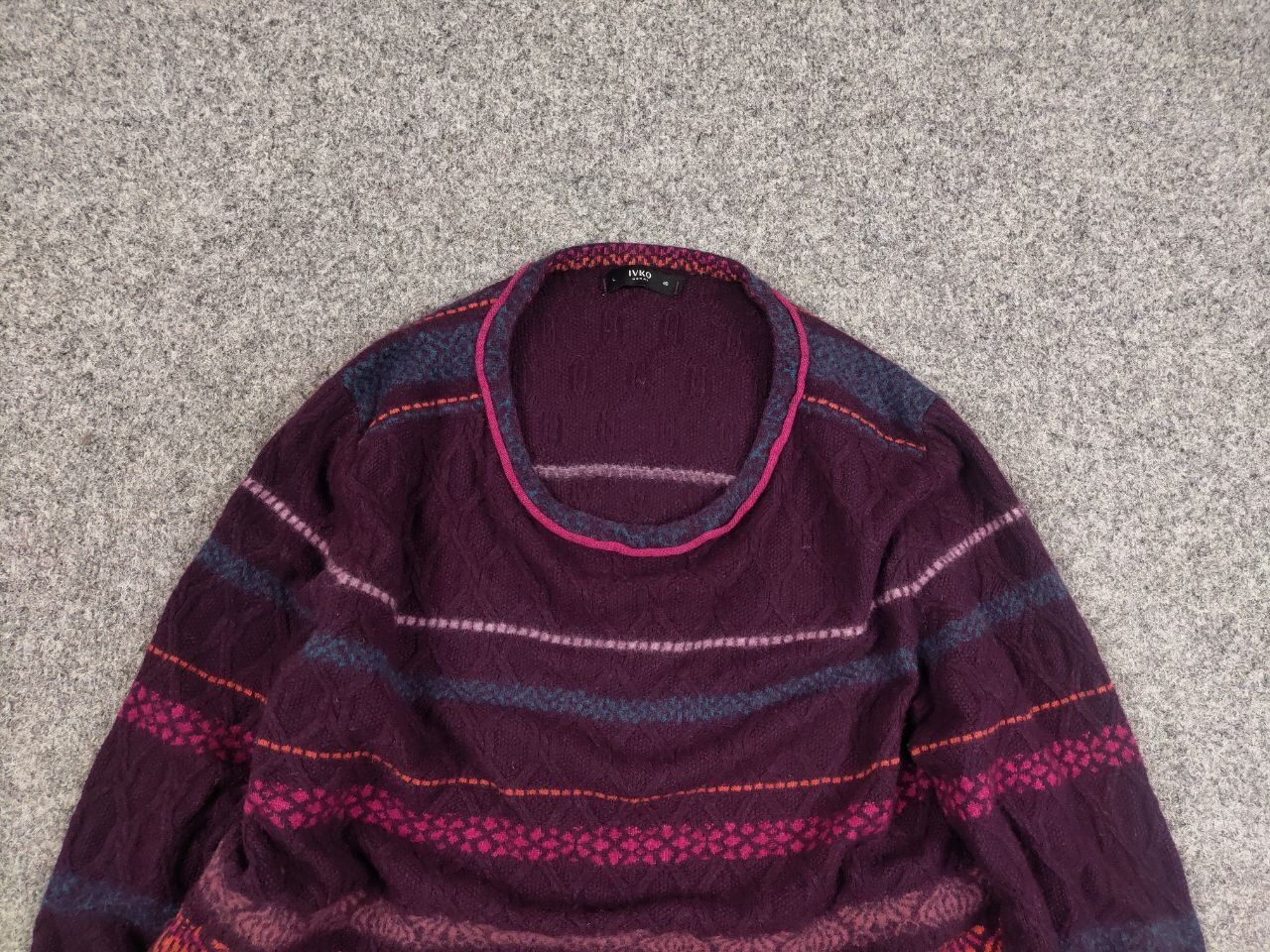 Japanese Brand Ivko Structure pullover pattern Wool blackberry Sweater Size L / US 10 / IT 46 - 8 Thumbnail