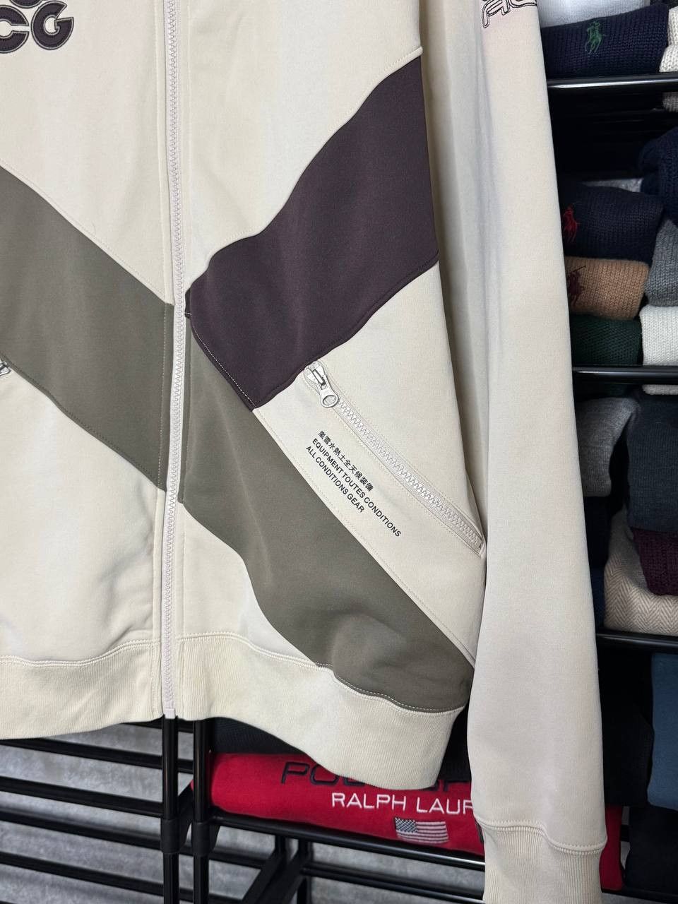 Nike ACG Nike ACG Full Zip Vintage Size US XL / EU 56 / 4 - 4 Thumbnail