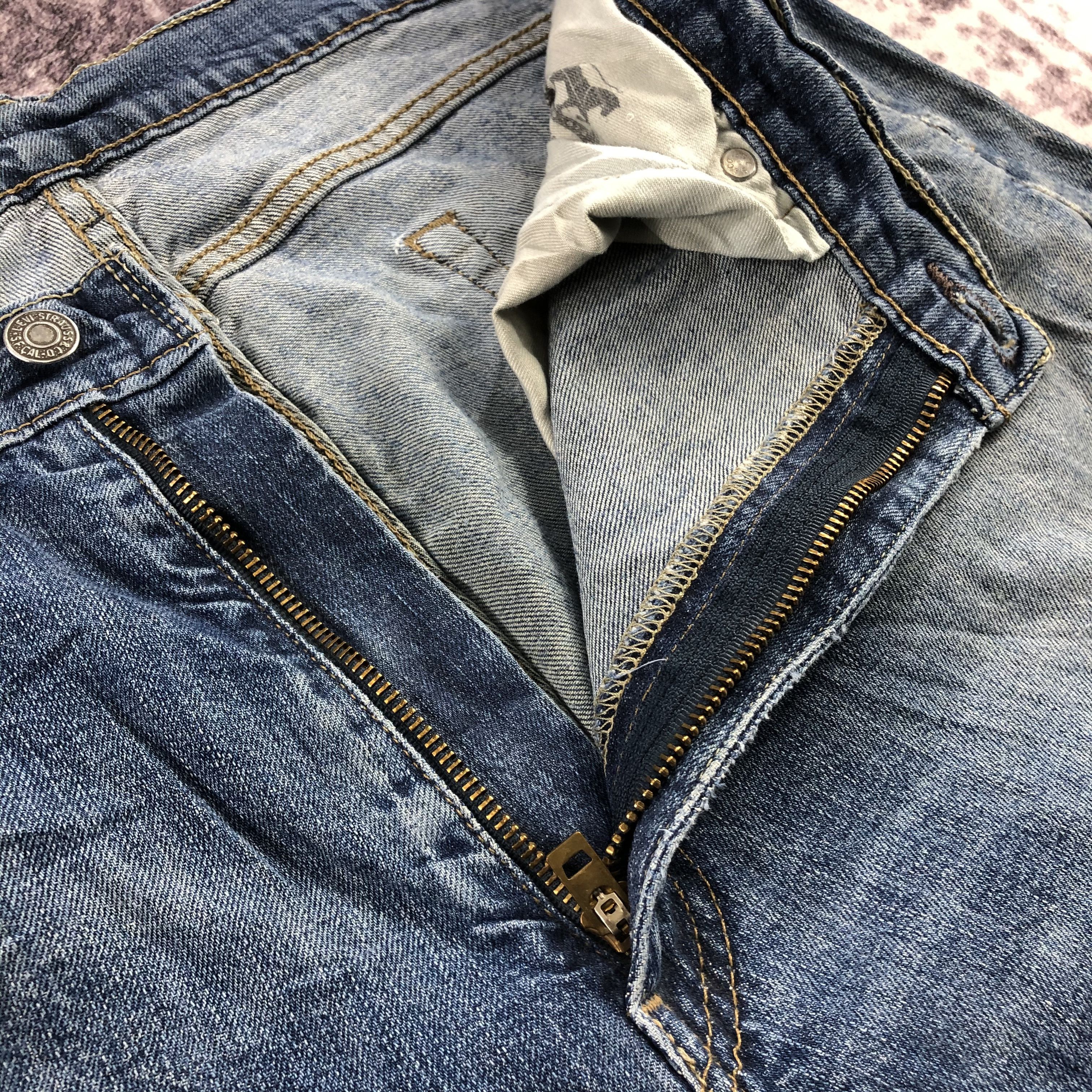 Levi's × Vintage Vintage Blue Wash Levis 505 Jeans-JM2951 Size US 35 - 12 Thumbnail