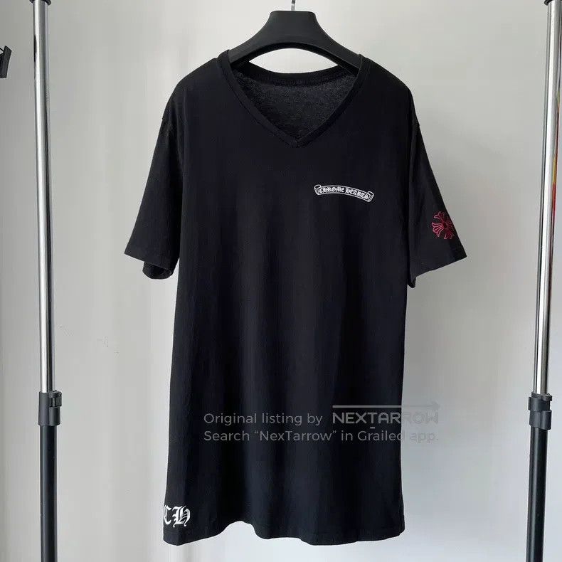 Chrome Hearts CHROME HEARTS Size L Black scroll USA limited V-neck short Size US L / EU 52-54 / 3 - 1 Thumbnail