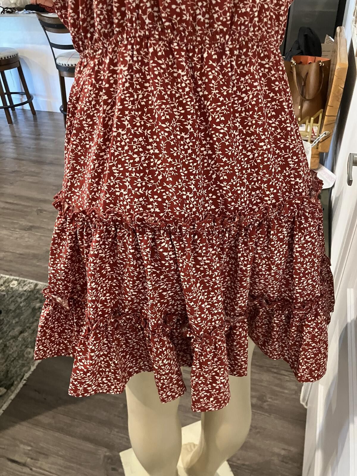 Shein SHEIN Red Floral Tiered Spaghetti Strap Dress Size L / US 10 / IT 46 - 5 Thumbnail