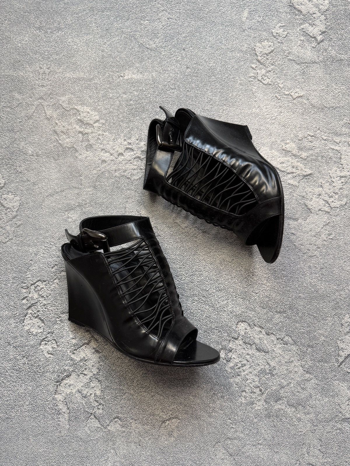 Givenchy Luxury Givenchy Gladiator Style Platforms Shoes Size 37.5 Size US 7.5 / IT 37.5 - 2 Thumbnail