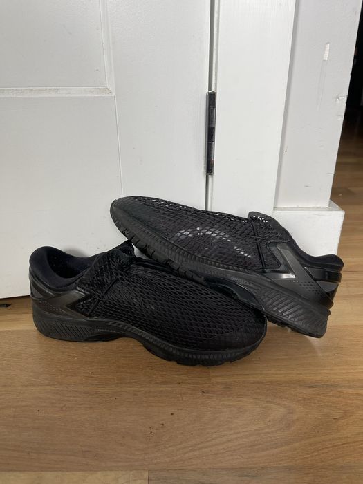 vivienne westwood gel kayano