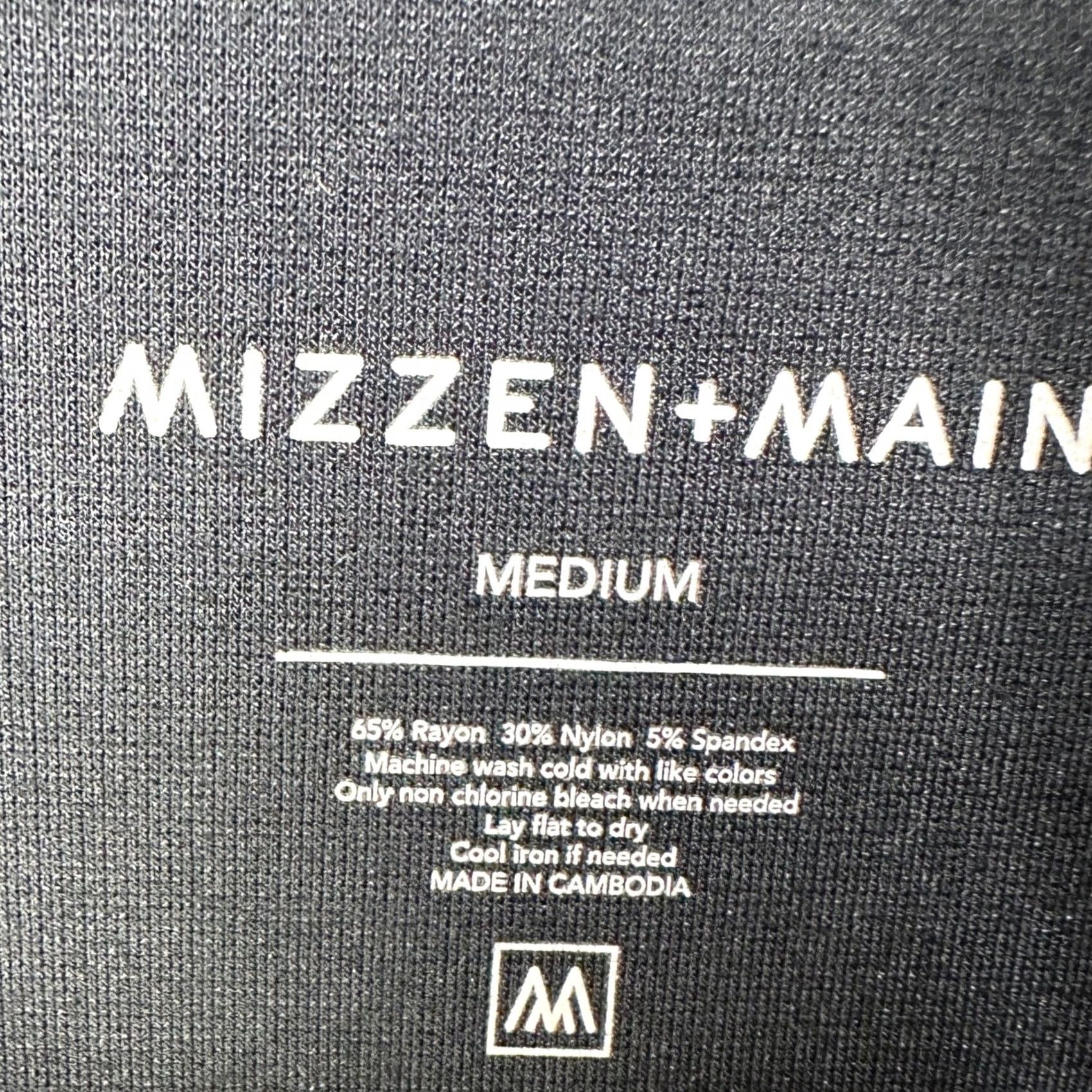 Mizzen+Main Mizzen Mein Shirt Hoodie Mens Medium Black Lightweight Stretch Athletic Shirt Hoodie Mens Large? Size US M / EU 48-50 / 2 - 4 Thumbnail
