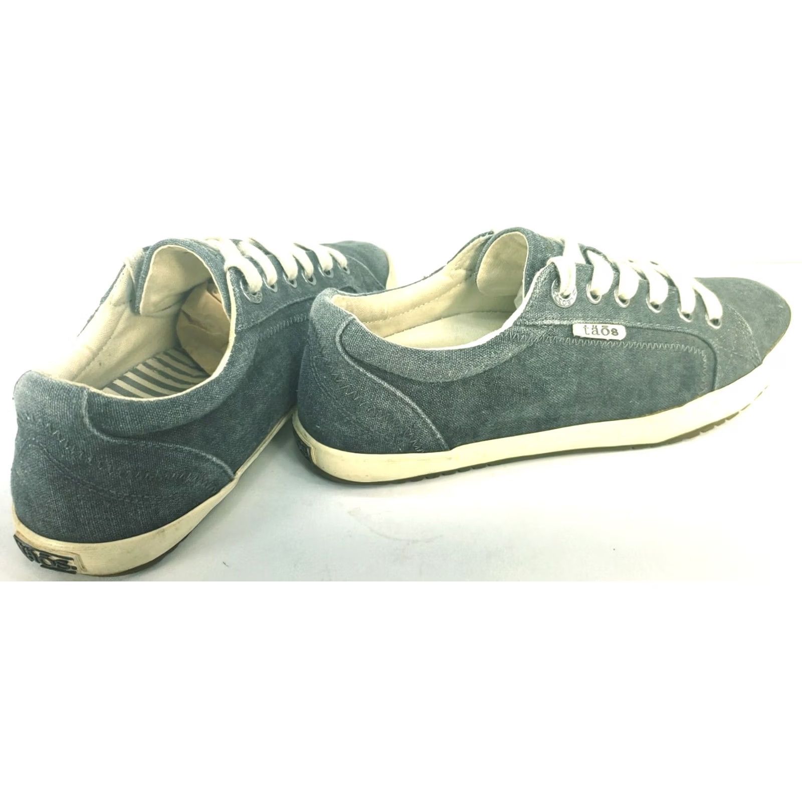 Taos Taos Star Women’s Size 7 Black Canvas Casual Comfort Walking Sneaker Size US 7 / IT 37 - 4 Thumbnail