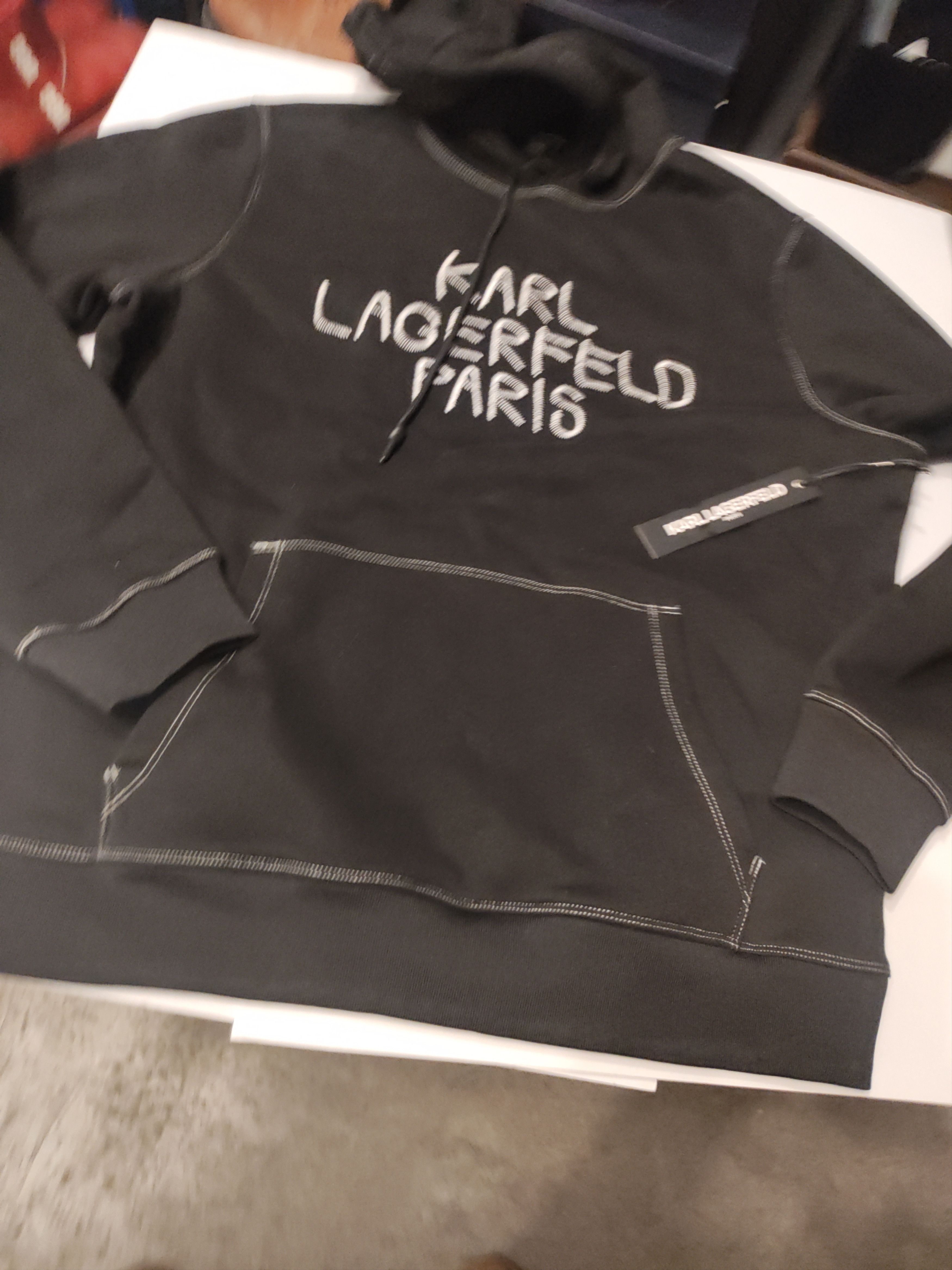 Karl Lagerfeld Karl Lagerfeld Size US L / EU 52-54 / 3 - 12 Thumbnail