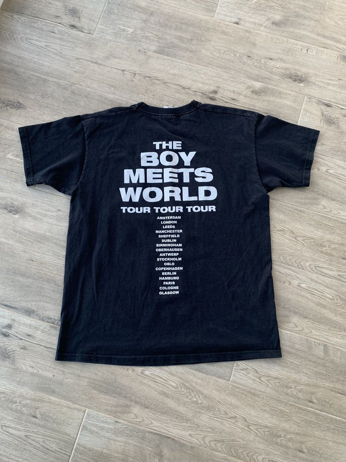 Drake × Rap Tees × Vintage 🔥DRAKE THE BOYS MEET WORLS TOUR TEE Size US M / EU 48-50 / 2 - 5 Thumbnail