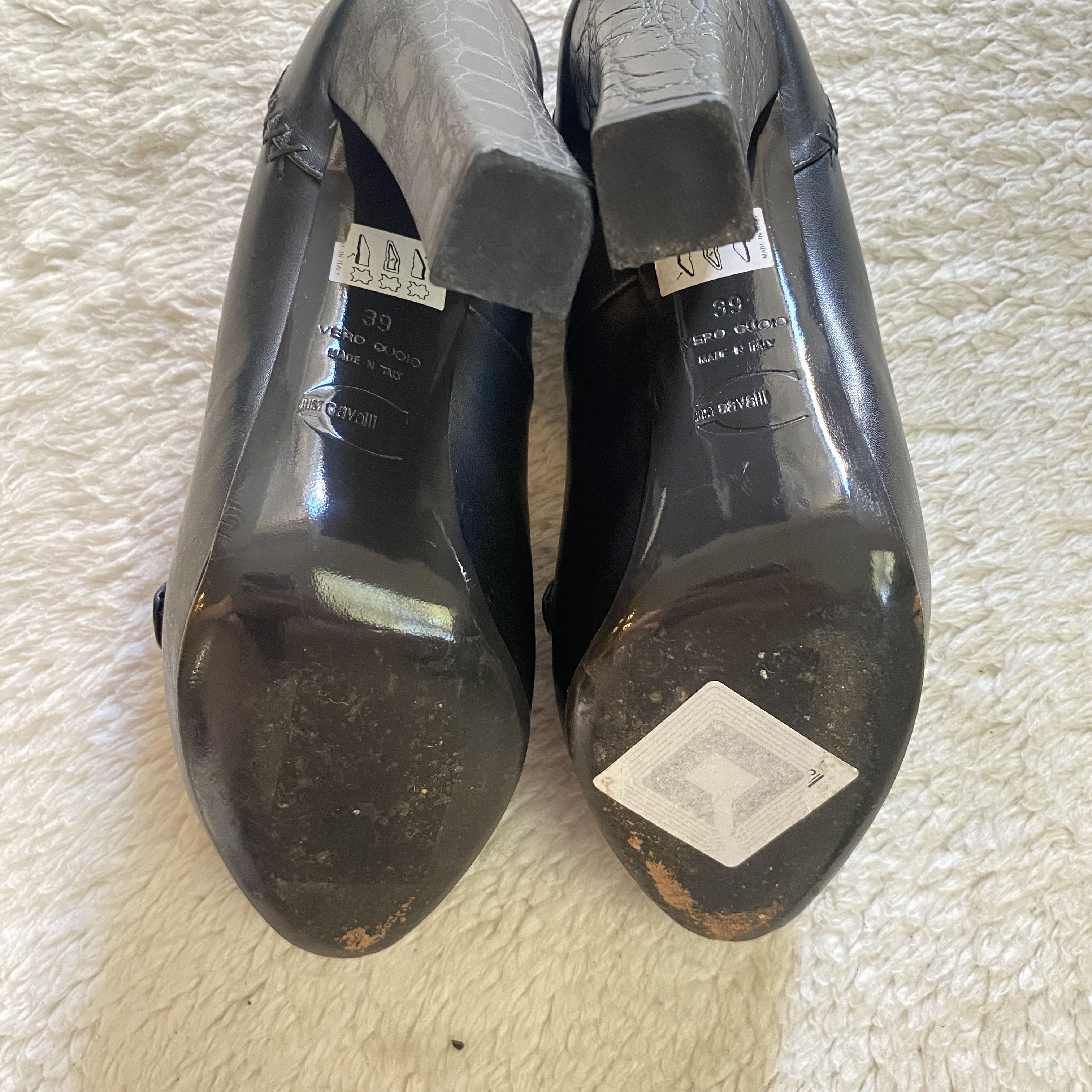 Just Cavalli Vintage JUST CAVALLI Black Leather Platform Heels Size US 8.5 / IT 38.5 - 7 Thumbnail