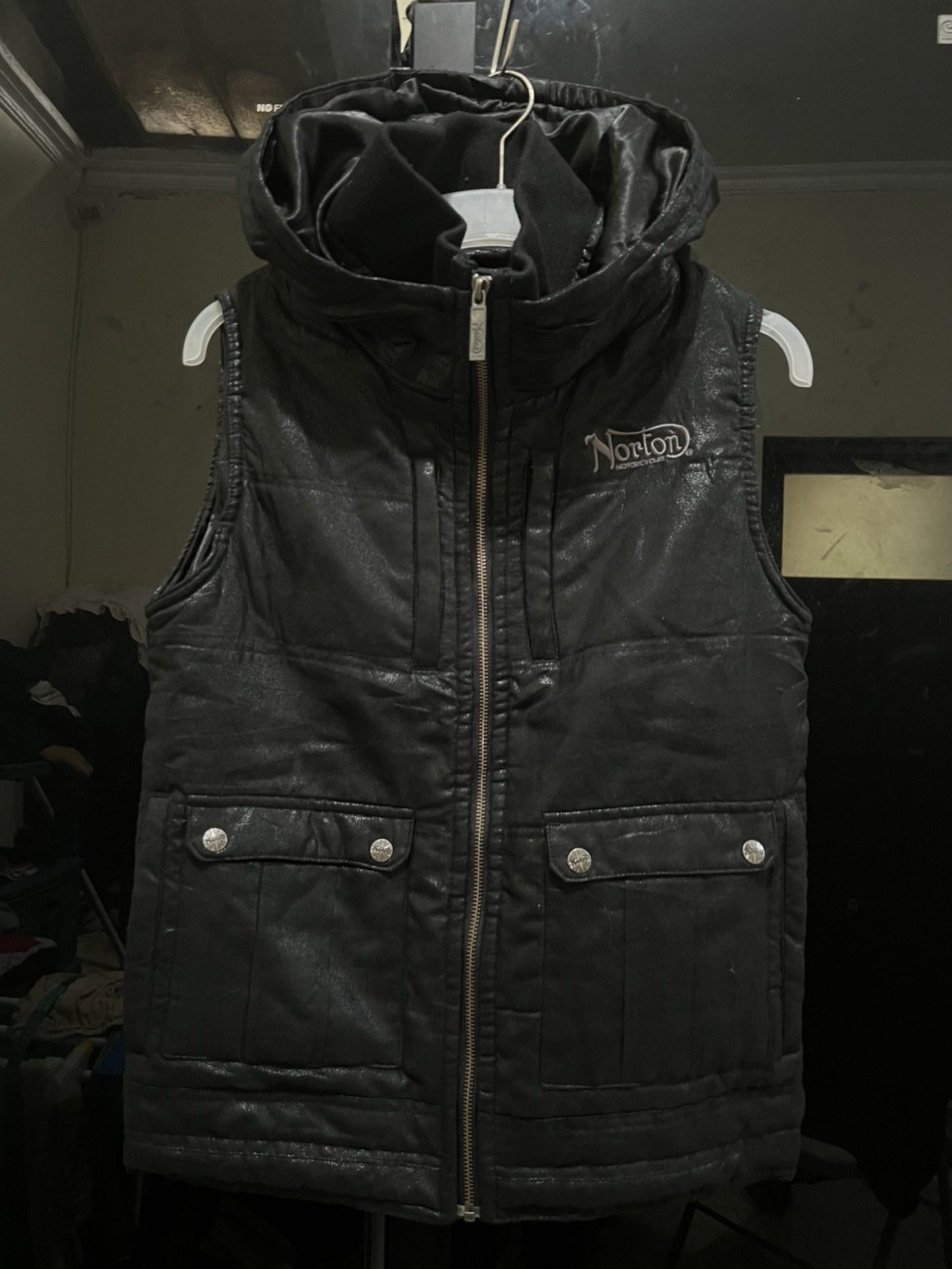 Japanese Brand Vintage Norton Motorcycle Puffer Vest Style Punk Vkei Size US S / EU 44-46 / 1 - 1 Thumbnail