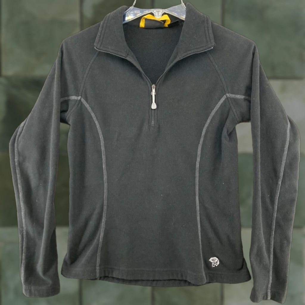 Mountain Hardwear Mountain Hardwear Womens Fleece Pullover S Black 1/4 Zip Outdoor Hiking Sweatshirt Women's Small Fleece Solid 1/4 Zip Outdoor Size S / US 4 / IT 40 - 1 Thumbnail