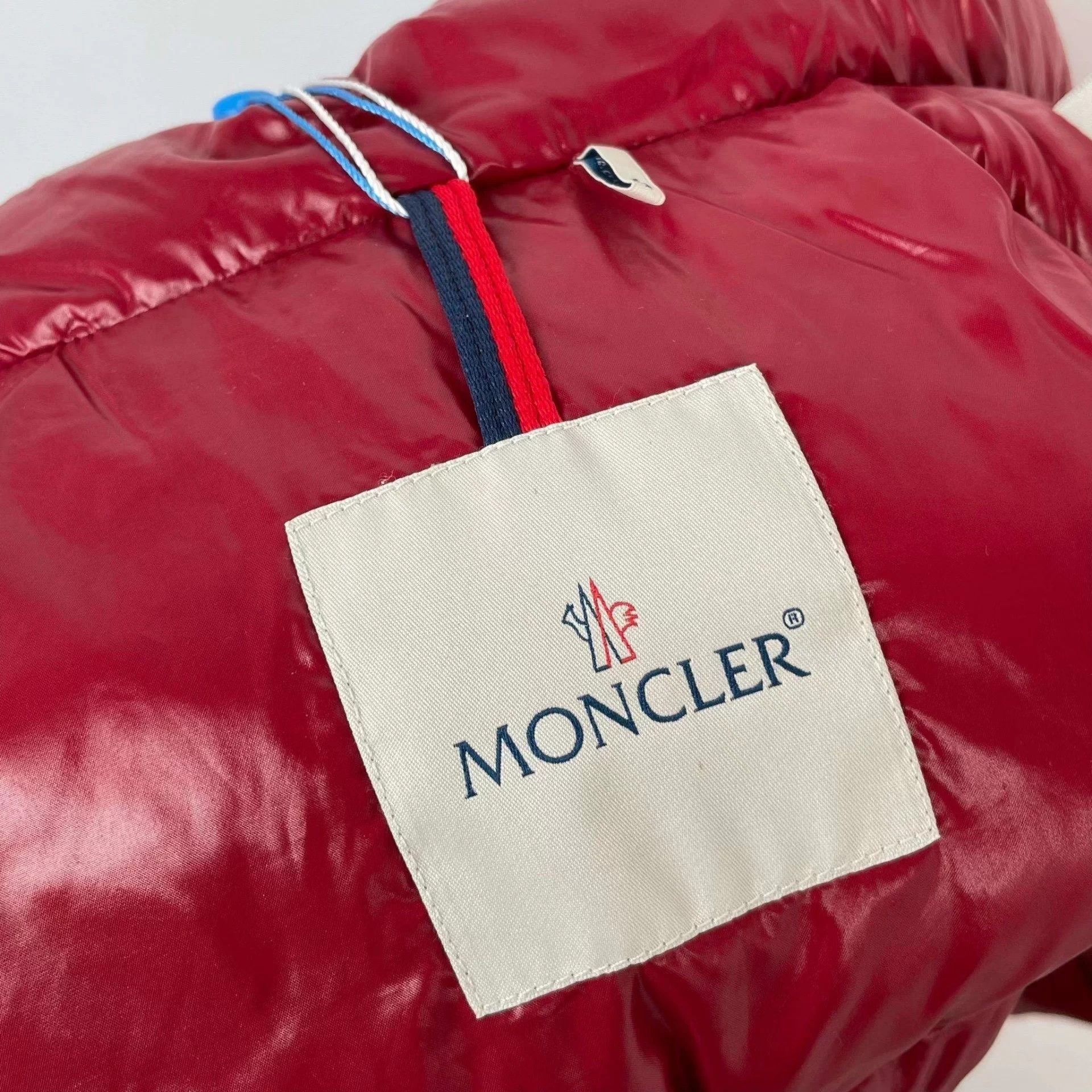 Moncler Moncler down vest Size 1 Red Size US S / EU 44-46 / 1 - 6 Thumbnail