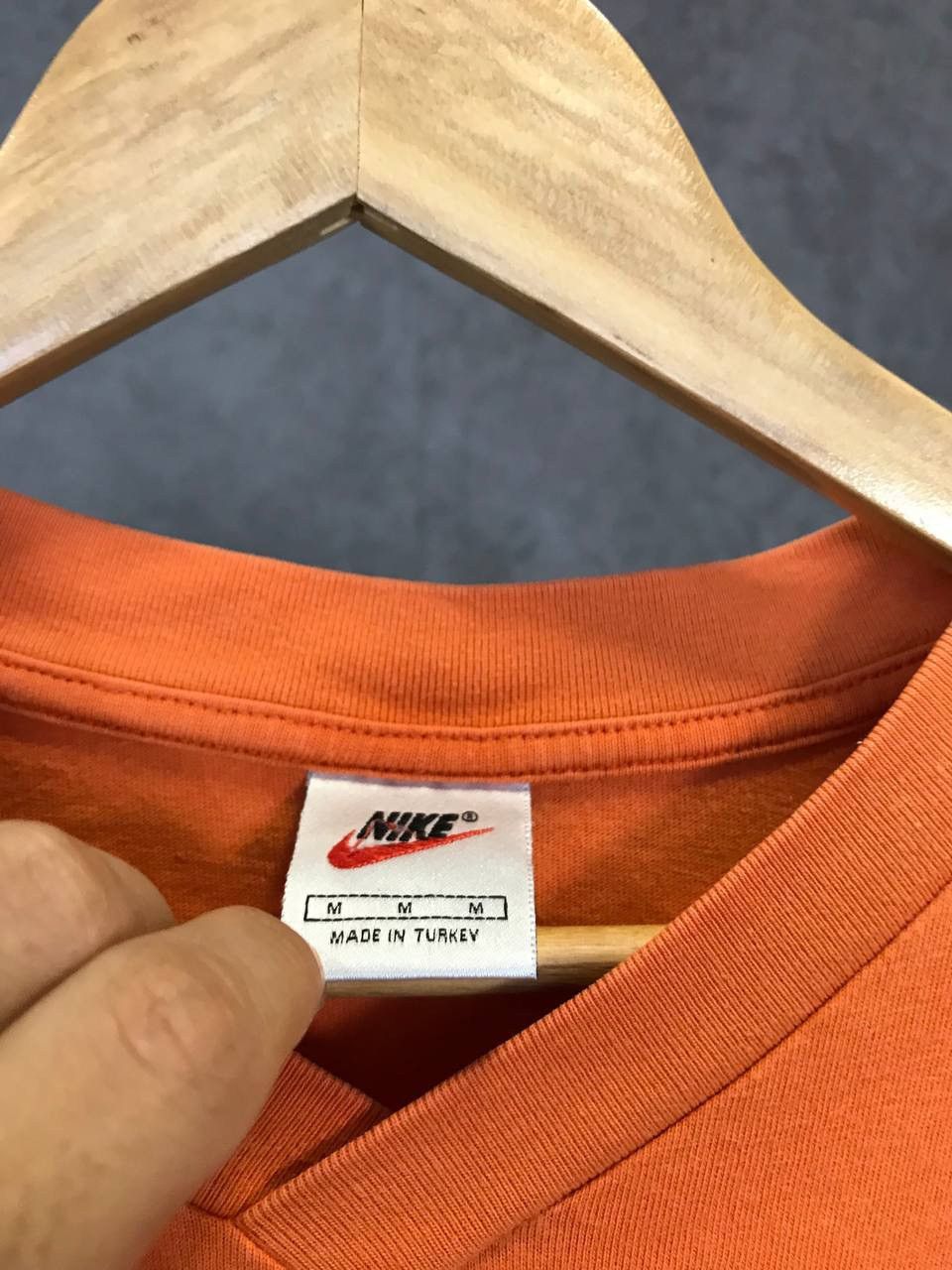 Nike × Vintage Nike swoosh streetwear vintage tee Size US L / EU 52-54 / 3 - 4 Thumbnail