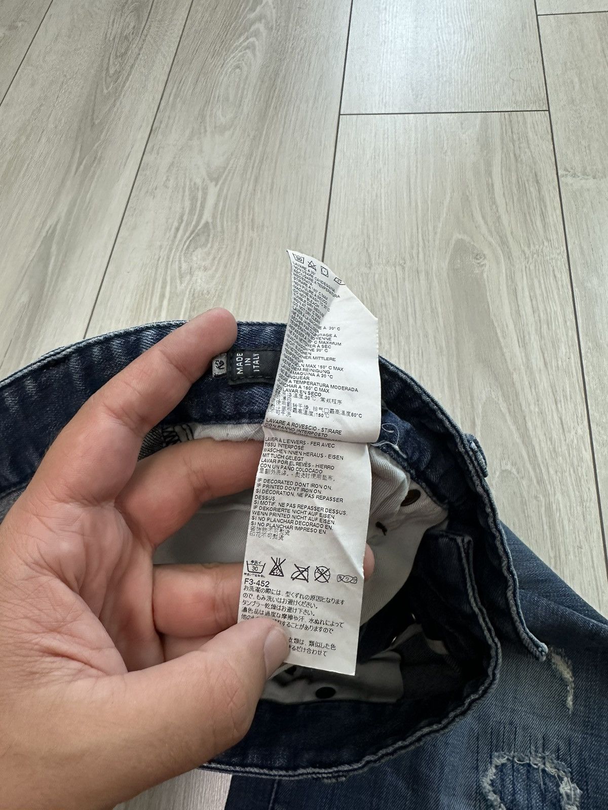 Dsquared2 Dsquared2 Distressed Vintage Denim Jeans Pants (A032) Size US 34 / EU 50 - 13 Thumbnail