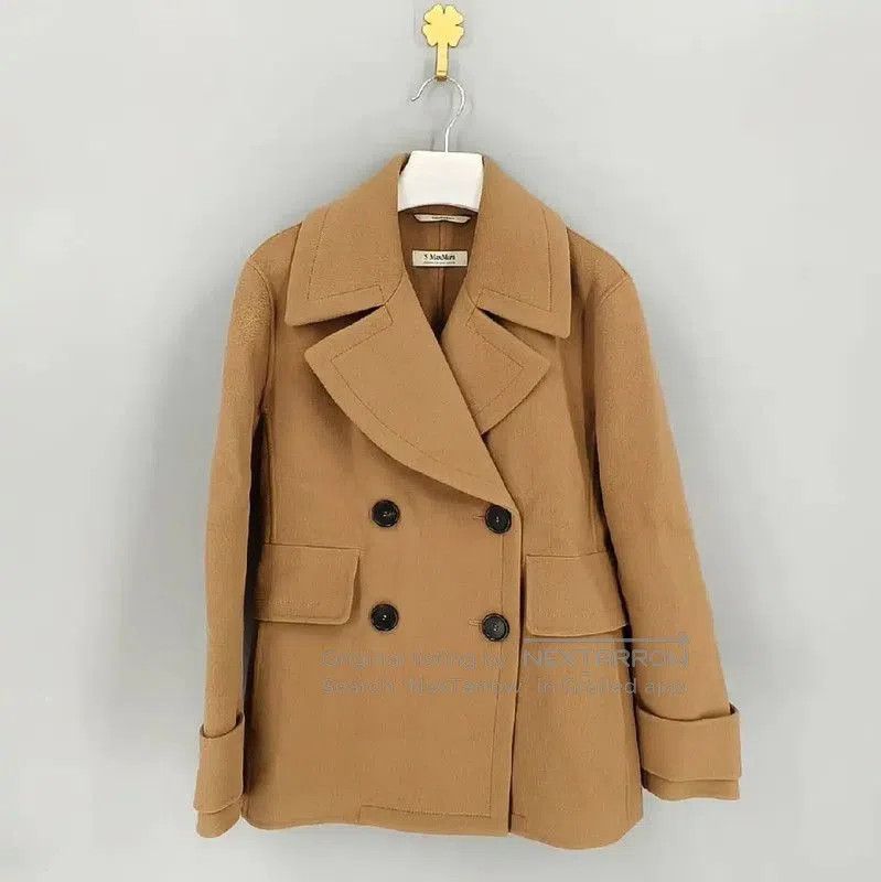 Max Mara MaxMara Women's Beige Wool Coat Size S . Size S / US 4 / IT 40 - 1 Thumbnail