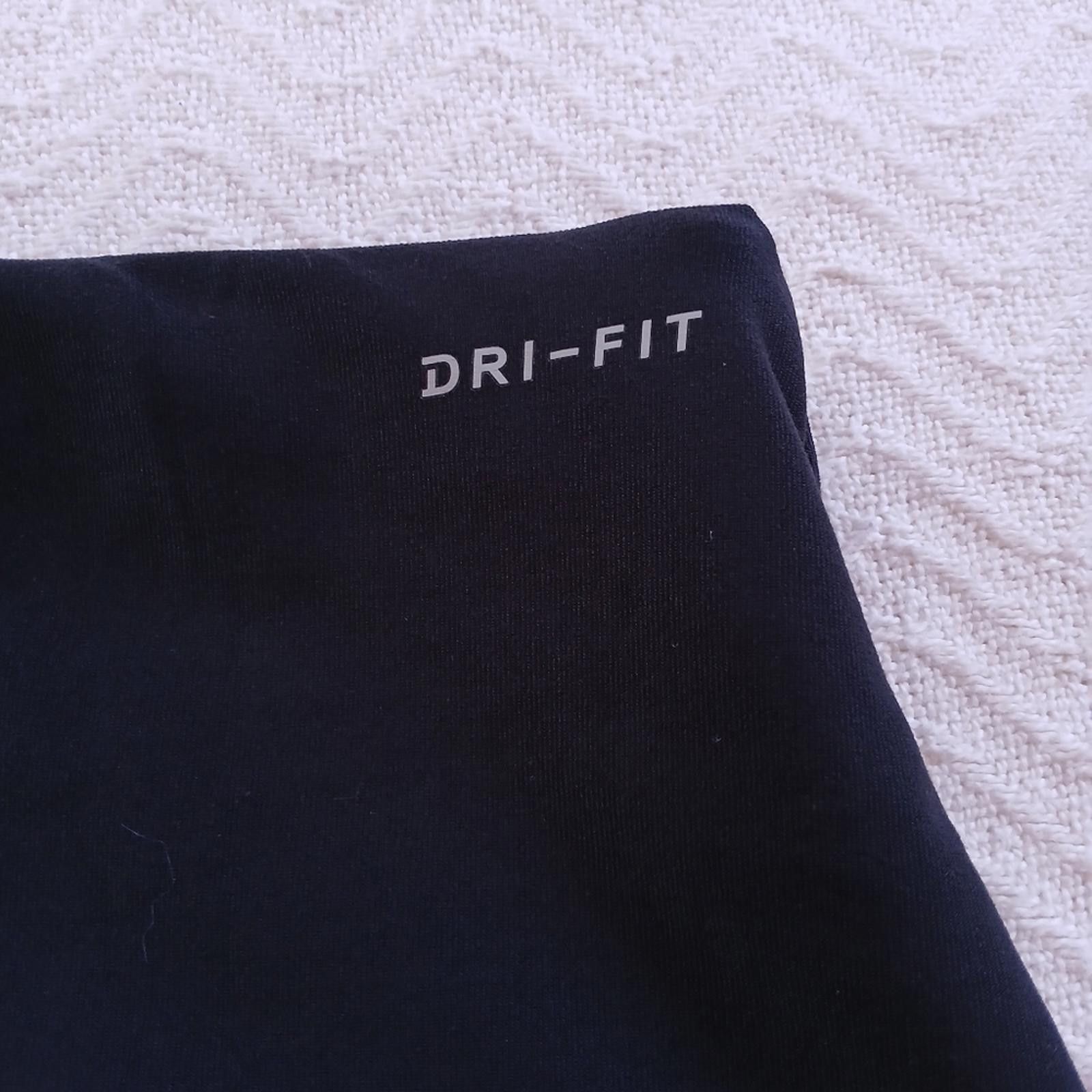 Nike Nike Black Skort Size 28" / US 6 / IT 42 - 7 Thumbnail